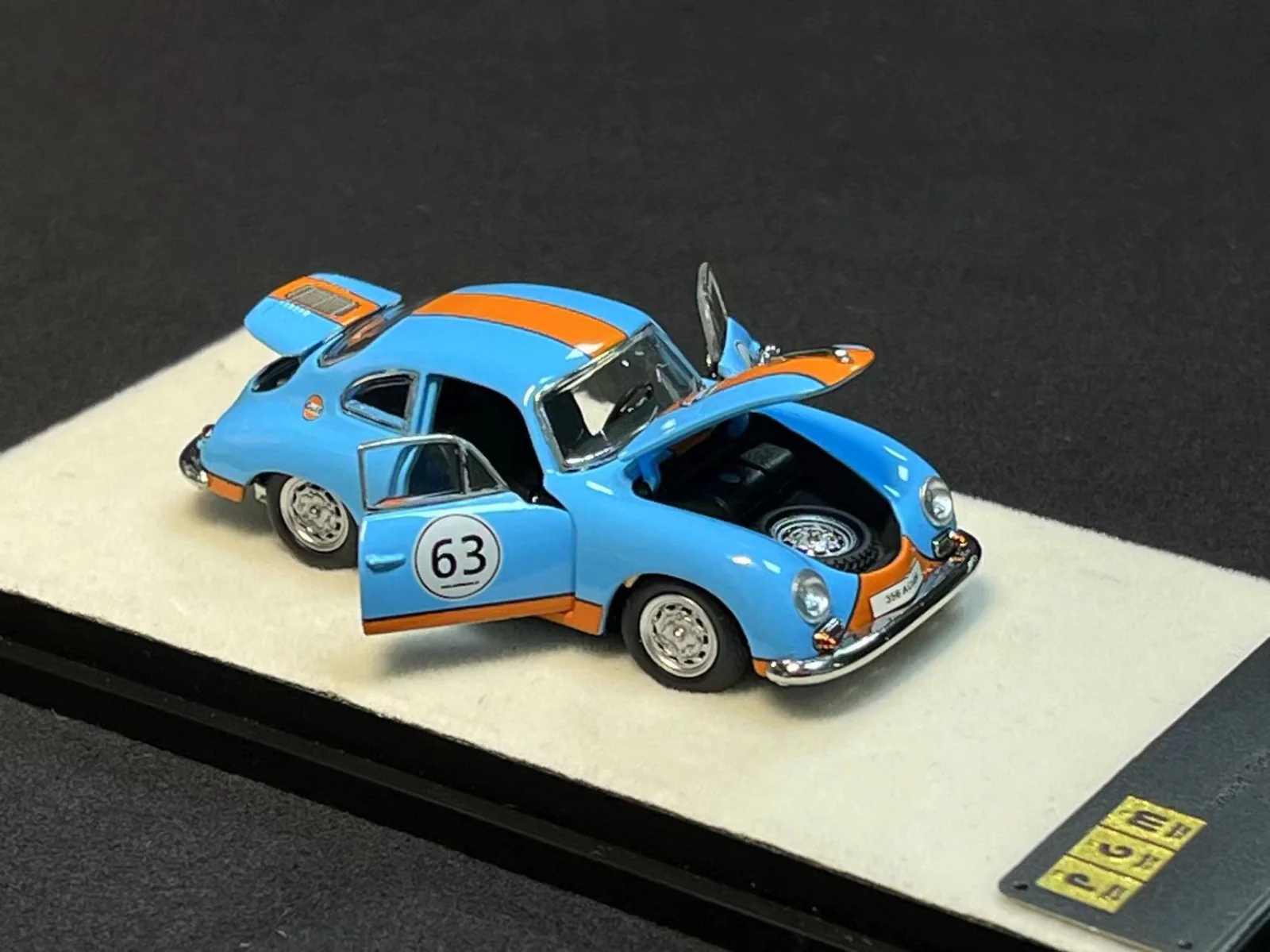 PGM 1/64 Porsche 356 Gulf (Fully Opened with Rectangular Display) - Image 2