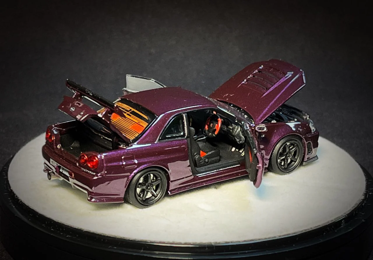 PGM x One Model 1/64 R34 Z Tune Midnight Puprle Fully Opened (B) Delux Round Display Box - Image 4