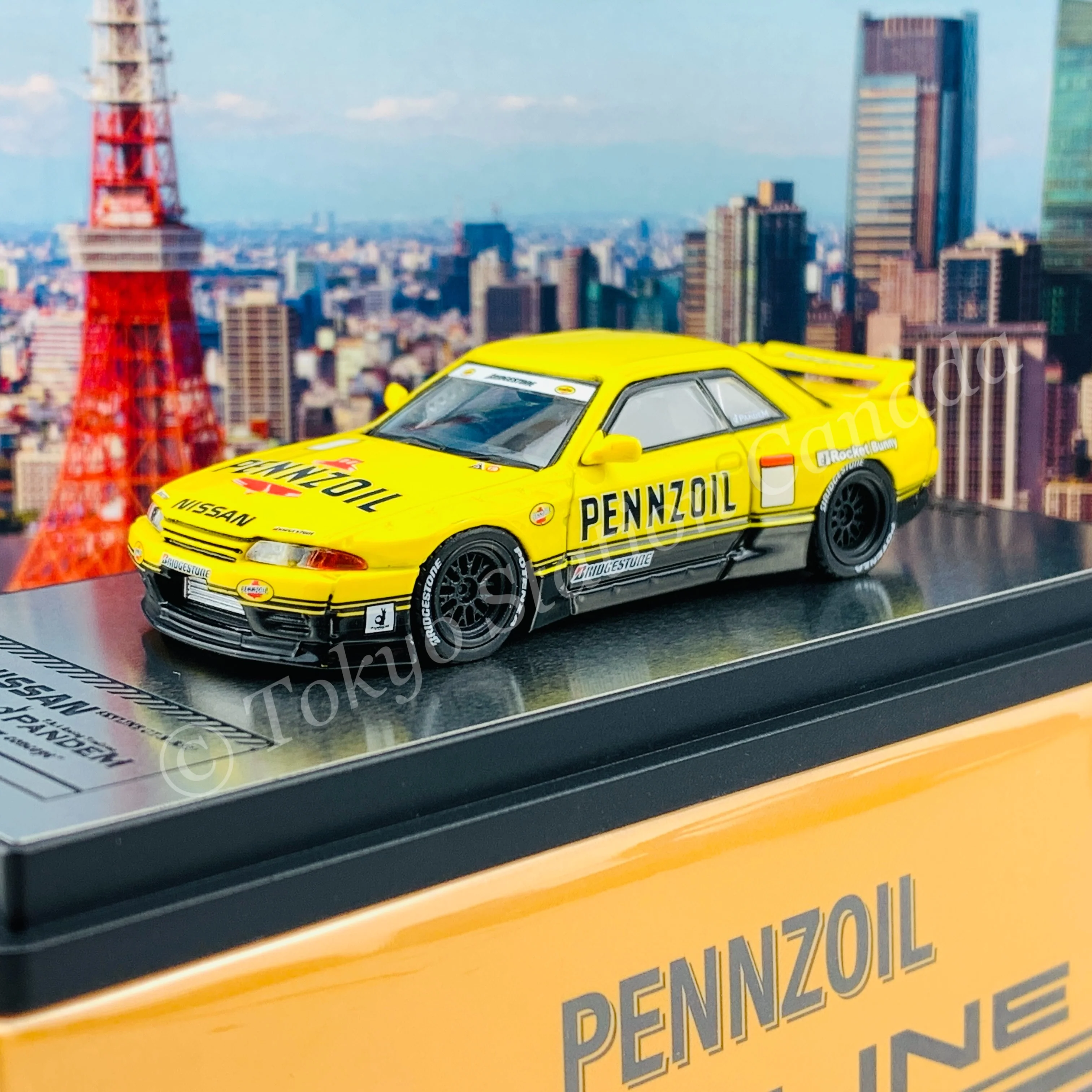 POP RACE x INNO64 1/64  NISSAN SKYLINE GT-R R32 Pandem "PENNZOIL" Retro Livery Concept  (with display case)  PR64-R32P-PENNZOIL - Image 2