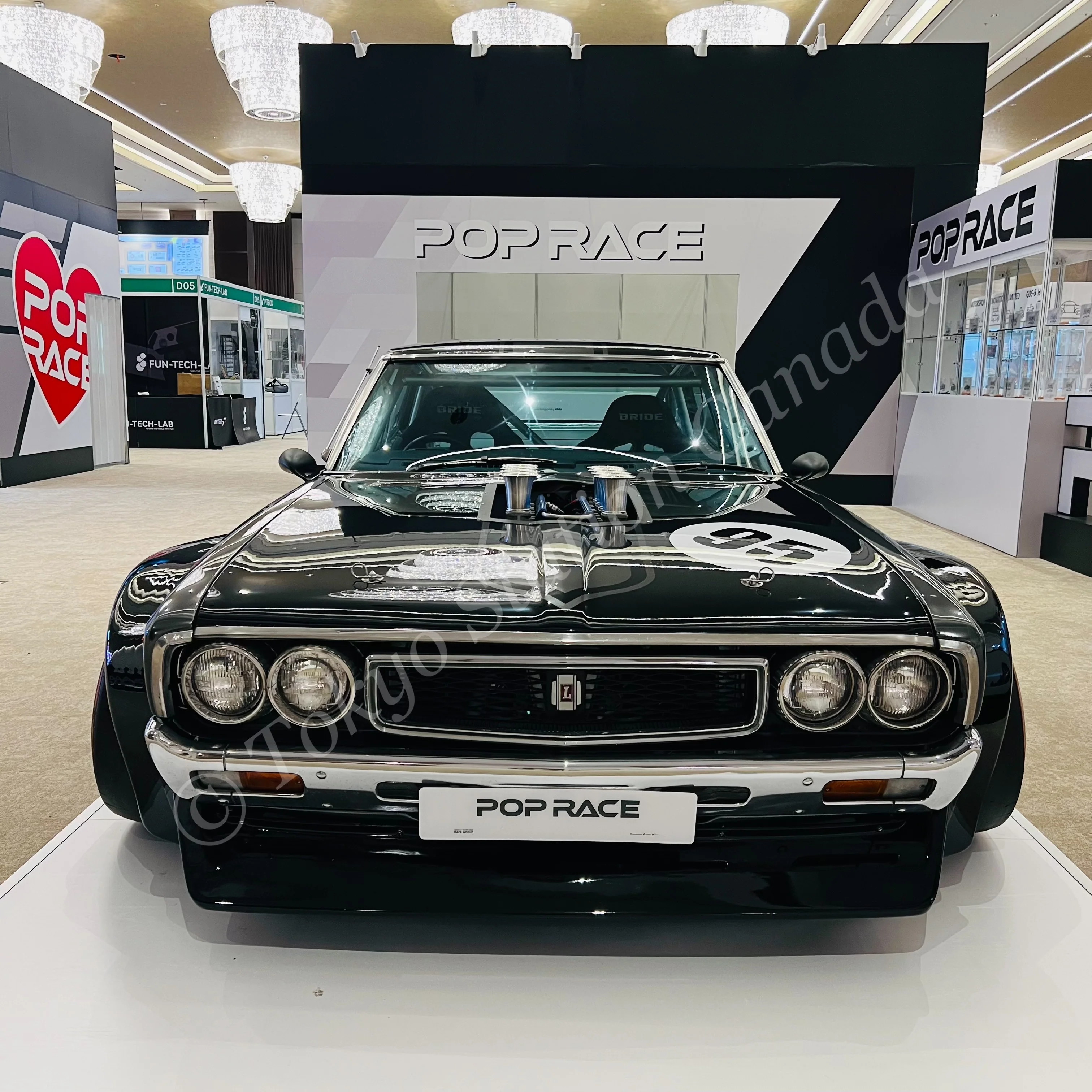 POPRACE 1/64 DATSUN LAUREL C130 and SKYLINE GT-R V8 DRIFT (HAKOSUKA) Special Box Set HONG KONG TOYCAR SALON 2025 - Image 4