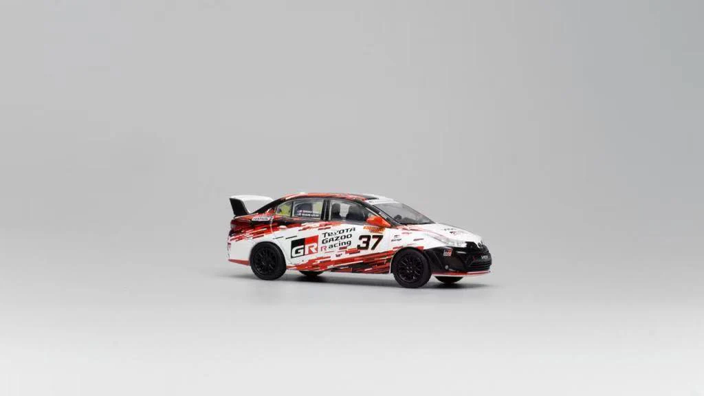 POPRACE 1/64 GR VIOS SEPANG 1000 KM 2022 TENGKU DJAN #37 PR640007 - Image 4