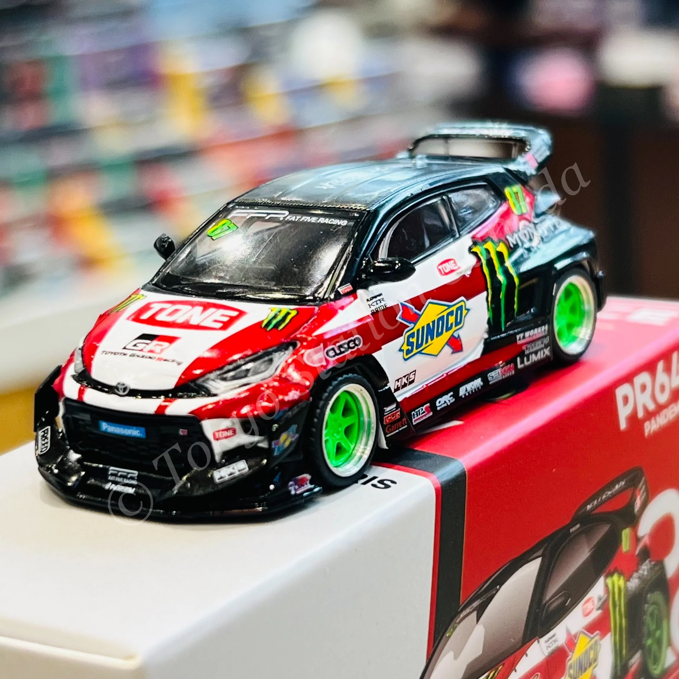 POPRACE 1/64 Pandem GR Yaris - Daigo Saito PR640106 - Image 2