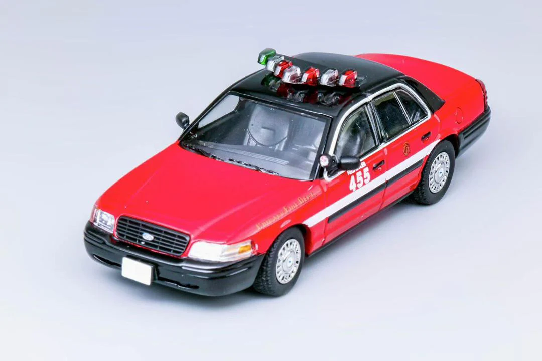 Rollin 1/64 VICTORIA CHICAGO FIRE DEPT CFD Christmas Special Packaging - Image 2