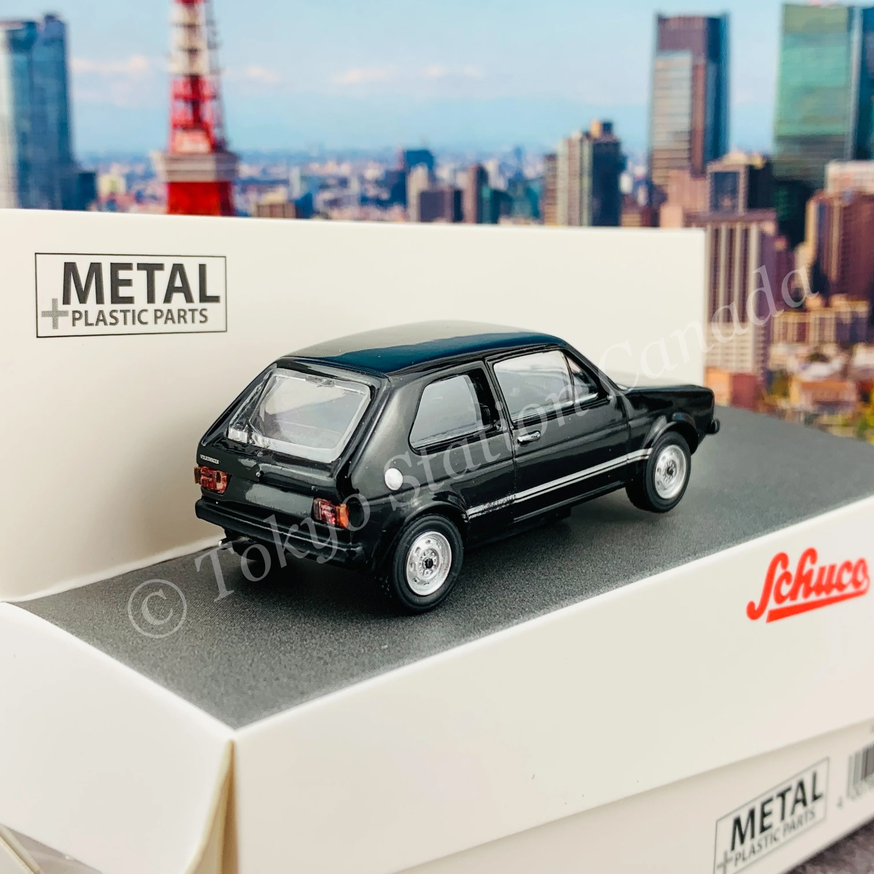 Schuco 1/64 VW Golf GTI black 452027700 - Image 4