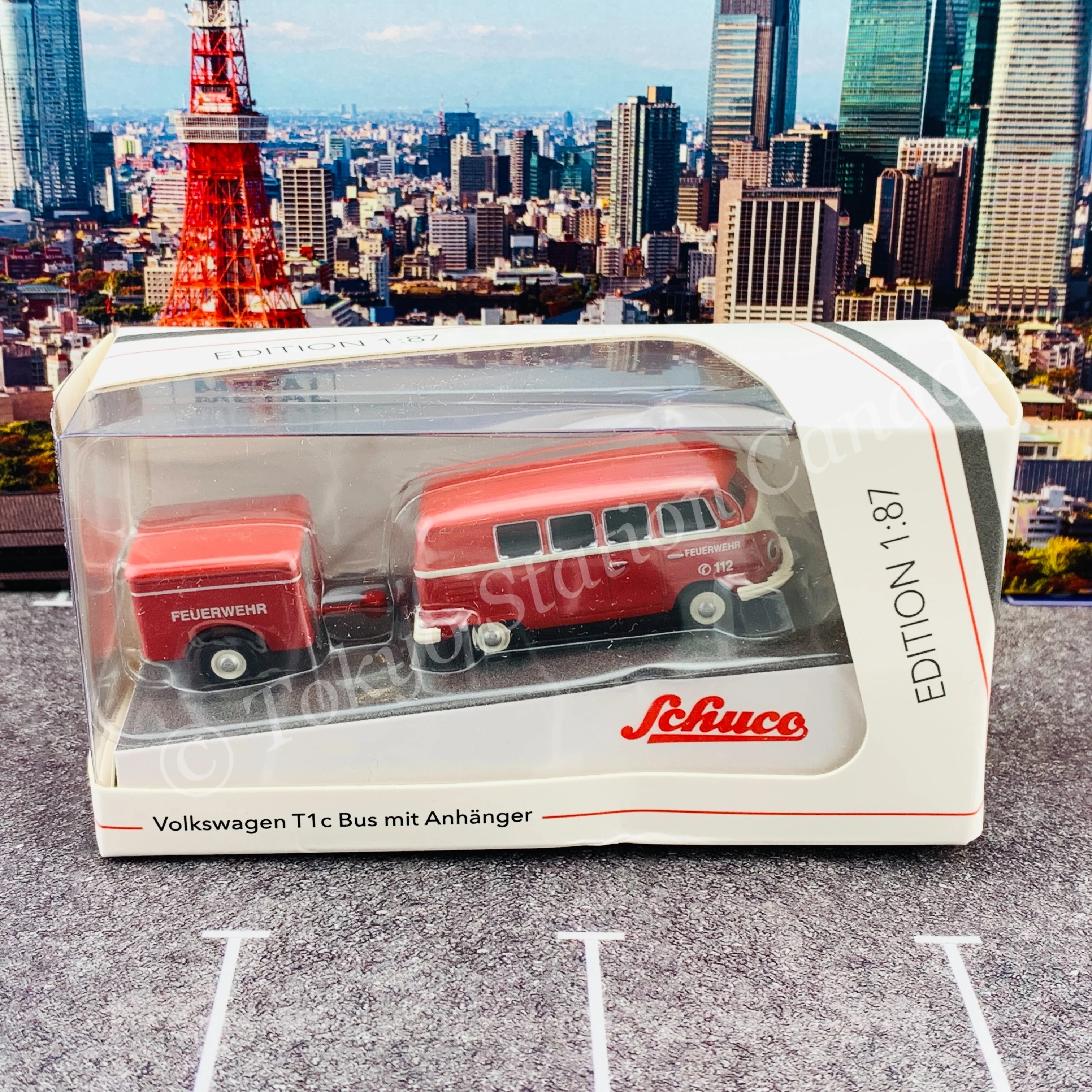 Schuco 1/87 VW T1 Bus w. Trailer Fire Engine 452661800 - Image 5