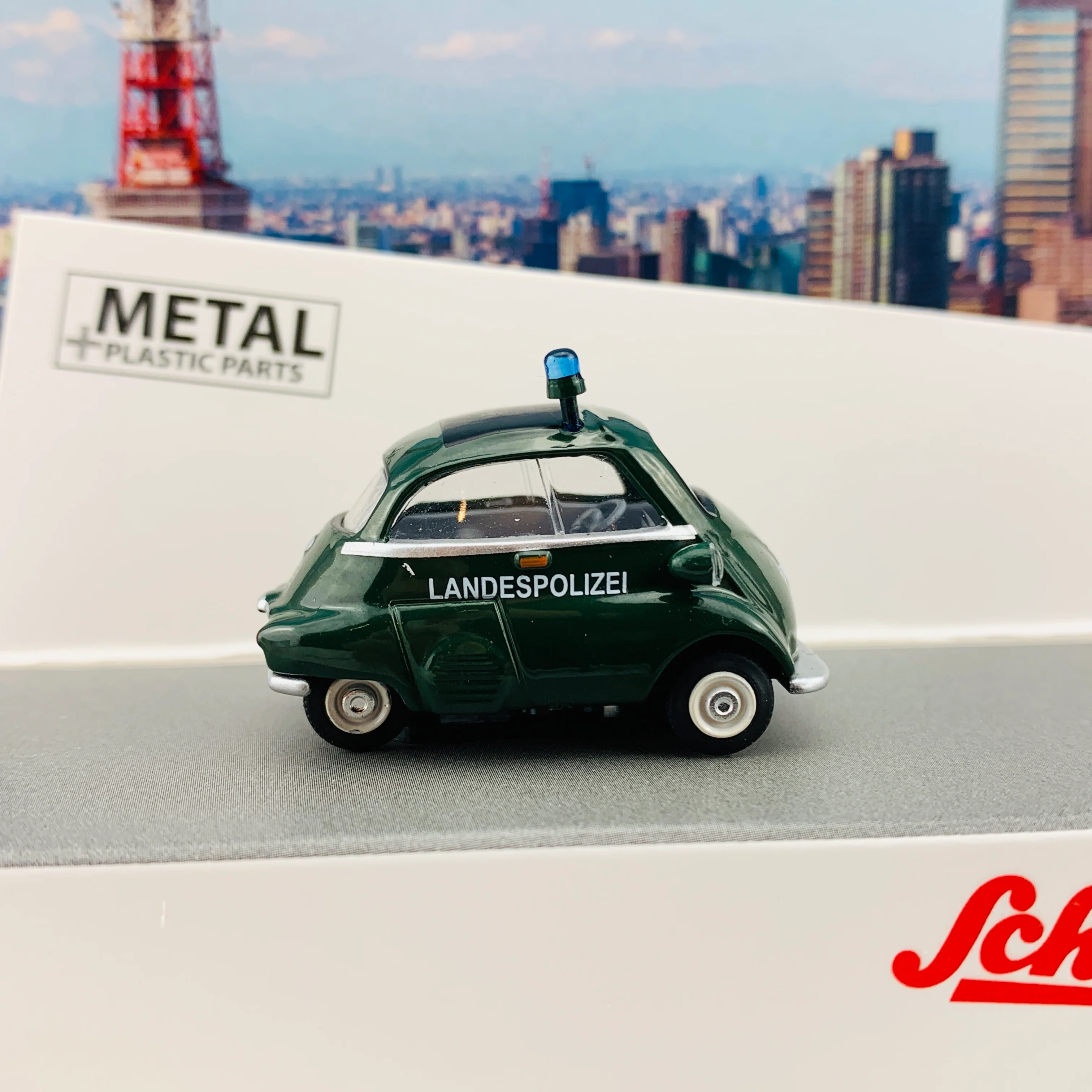Schuco1/64 BMW Isetta Landespolizei 452021600 - Image 2