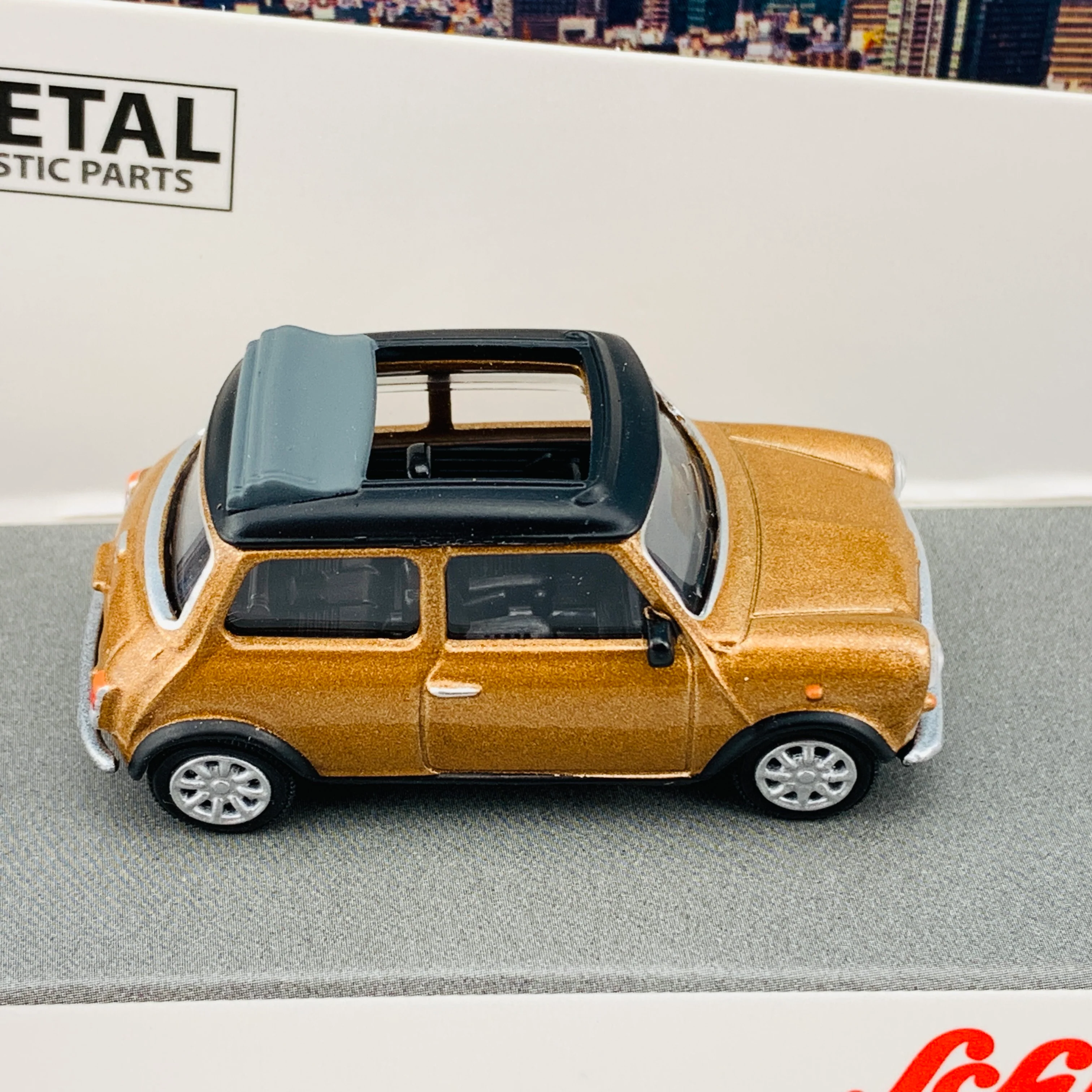 Schuco1/64 Mini Cooper Brown Met. 452021900 - Image 4