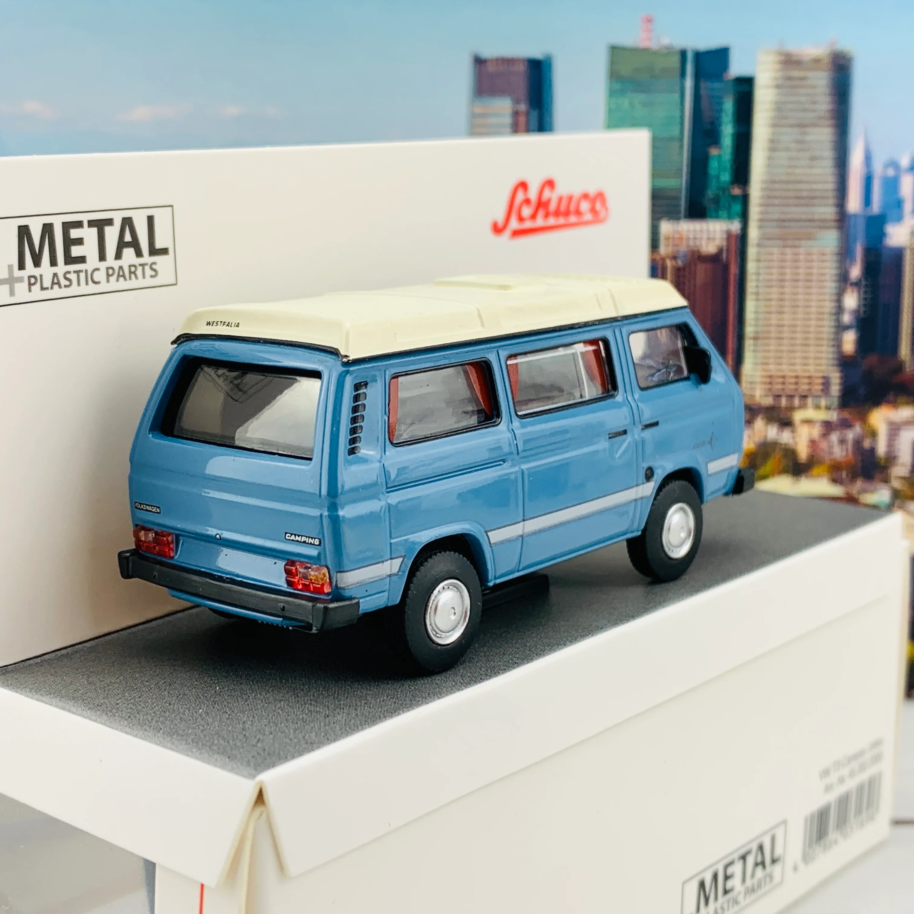 Schuco1/64 VW T3 Camper Blue 452022000 - Image 4