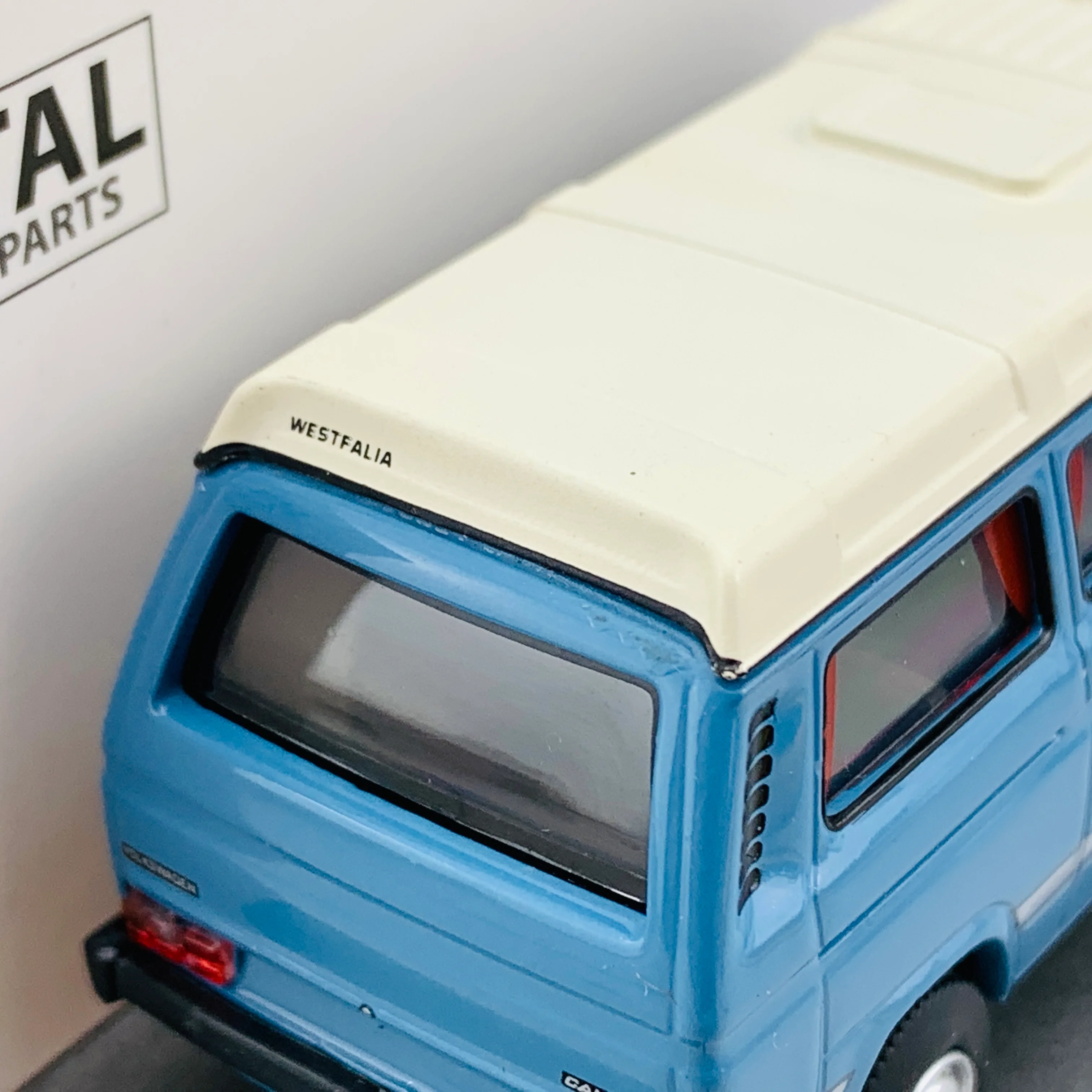 Schuco1/64 VW T3 Camper Blue 452022000 - Image 6