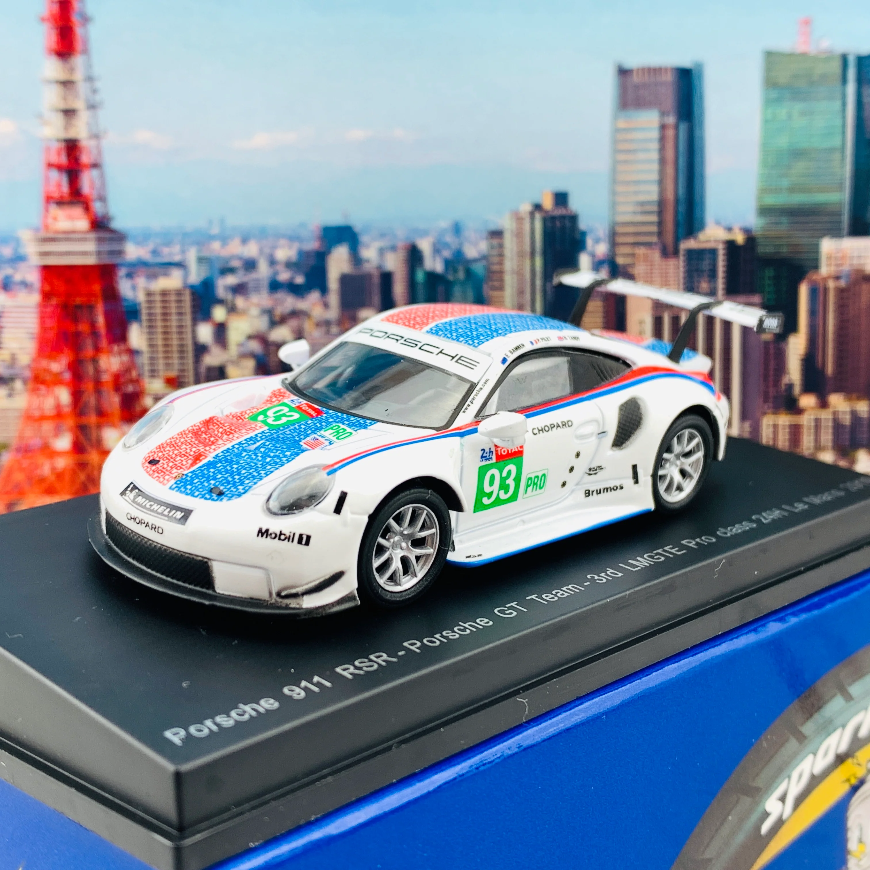 Sparky 1/64 Porsche 911 RSR No.93 Porsche GT Team 3rd LMGTE Pro class 24H Le Mans 2019 P. Pilet - E. Bamber - N. Tandy Y141 - Image 2