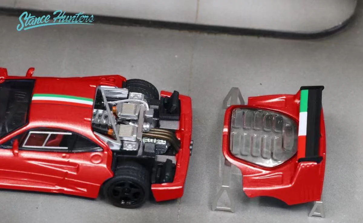 Stance Hunters 1/64 F40 LM Classic Red Italian Stripe - Image 2