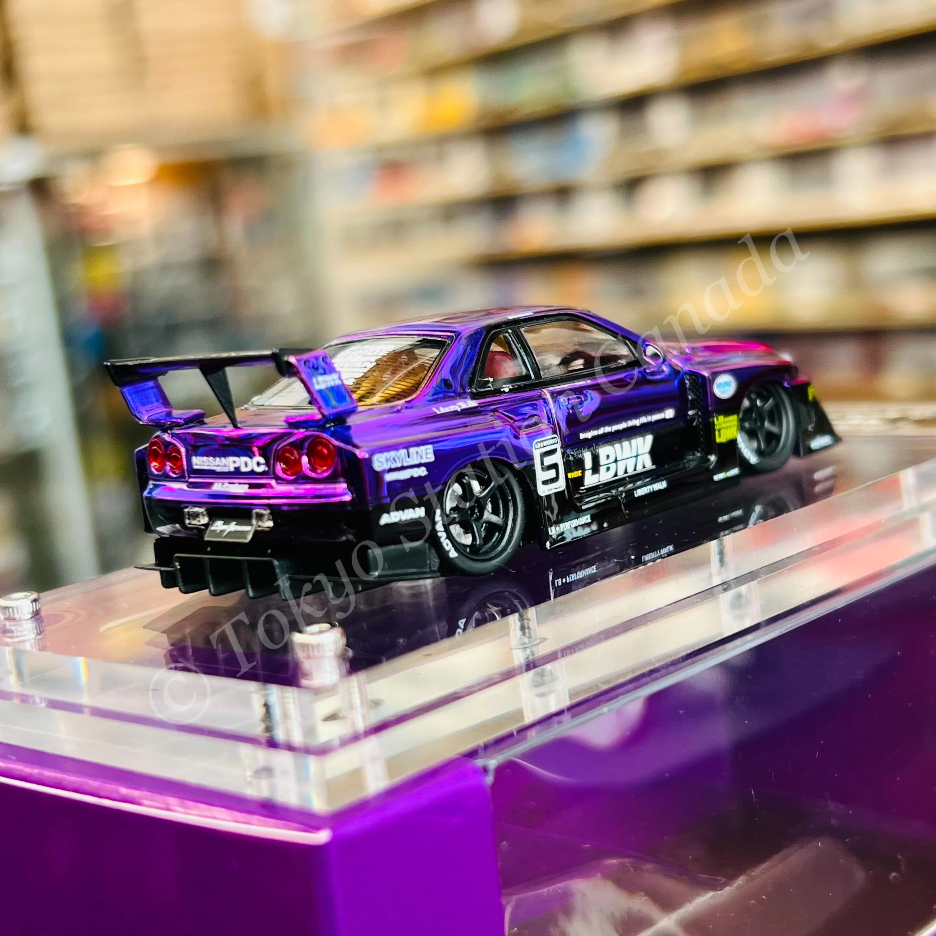 Street Weapon 1/64 LBWK ER34 Chrome Purple - Image 4