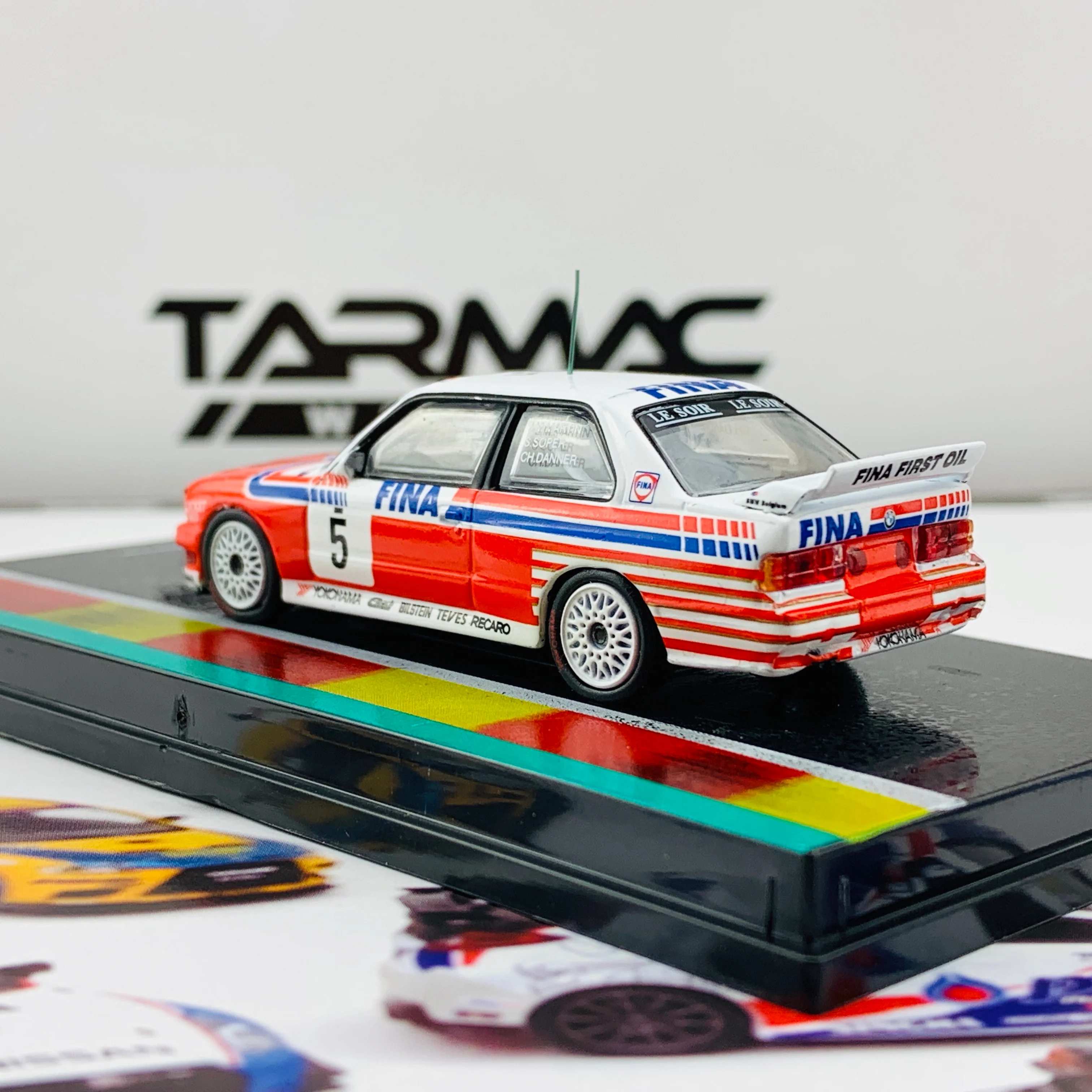 Tarmac Works 1/64 BMW M3 E30  Spa 24hours Race 1992 Winner Soper / Martin / Danner (Decal included) T64-009-92SPA05 - Image 4