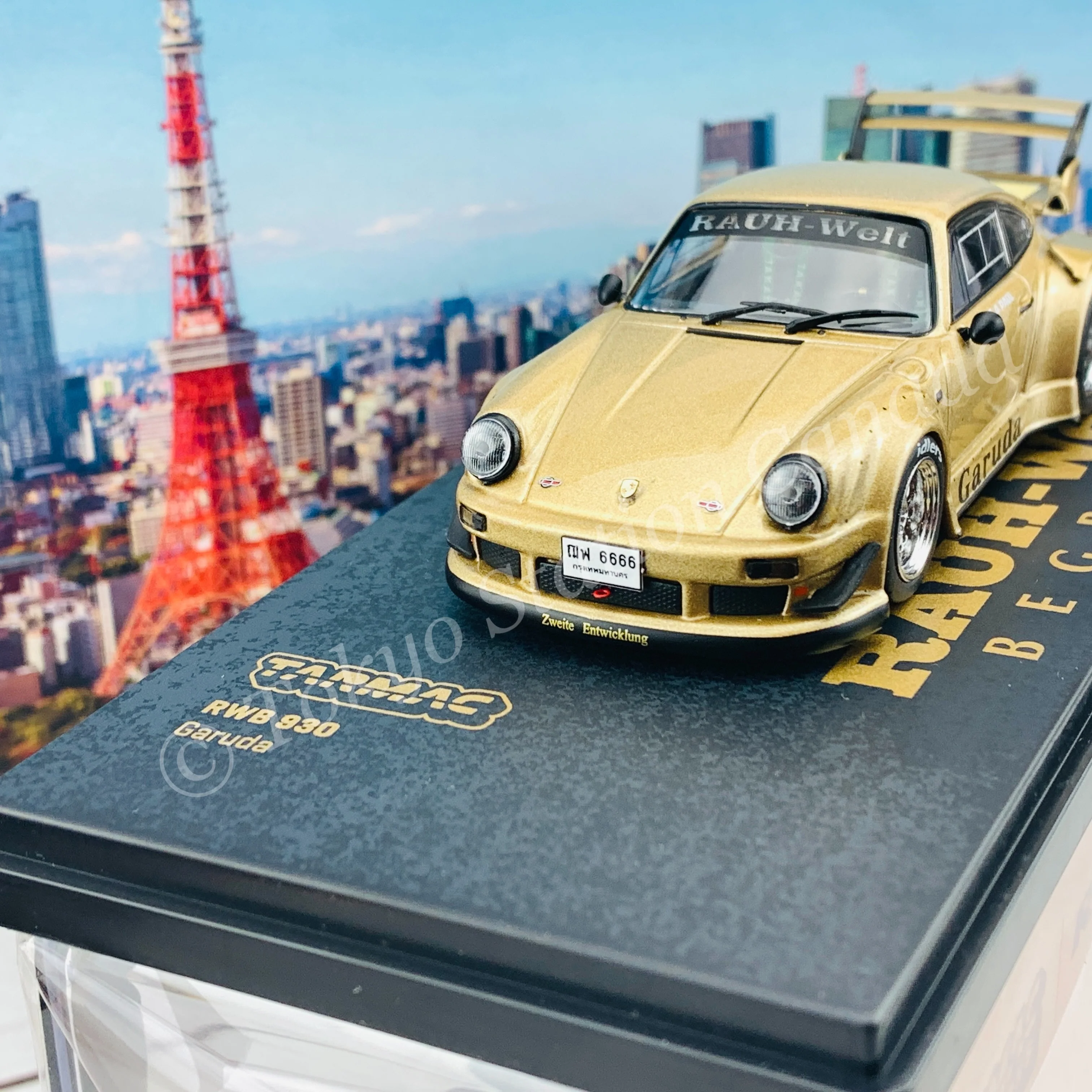 Tarmac Works 1/43 Hobby43 RWB 930  Garuda T43-013-GA - Image 3
