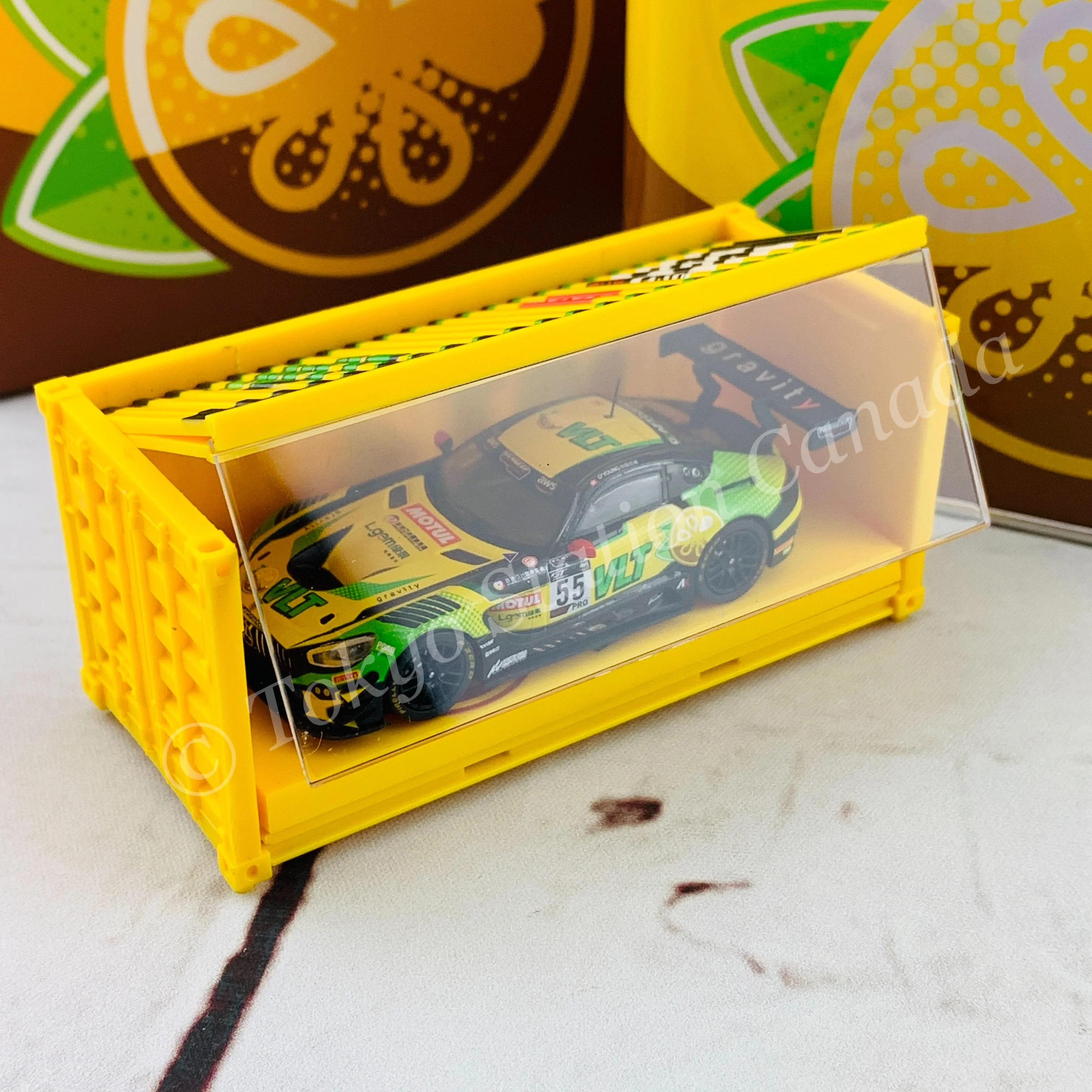 Tarmac Works 1/64 COLLAB64 Mercedes-AMG GT3 GT World Challenge Asia ESPORTS Championship 2020 Darryl O'Young with Metal Oil Can and Container T64-008-VLT - Image 6