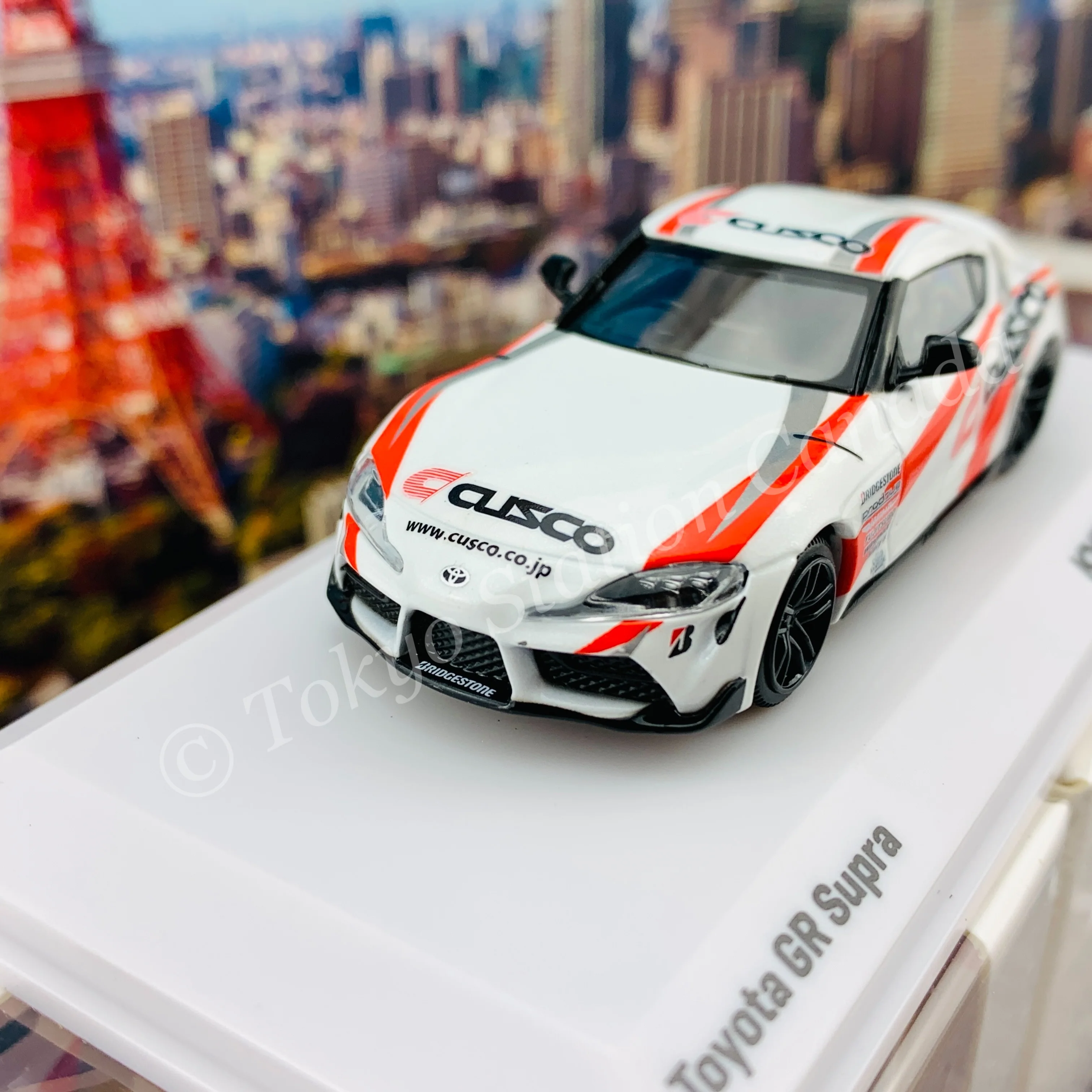 Tarmac Works 1/64 COLLAB64 Toyota GR Supra  CUSCO *** Collaboration with Kyosho *** T64K-002-CUS - Image 3