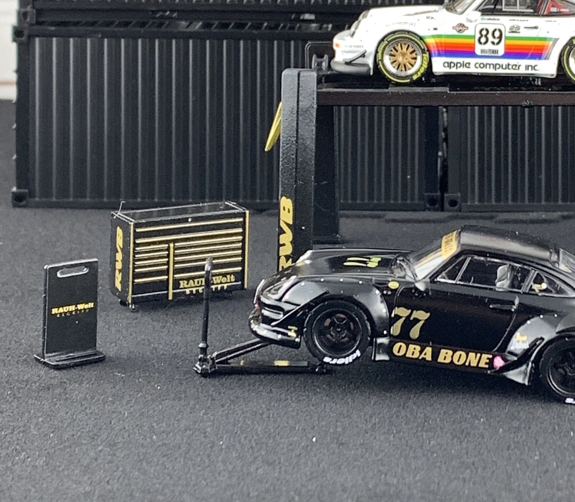 Tarmac Works 1/64 Garage Tools Set RWB - Stickers Included T64A-001-RWB - Image 4
