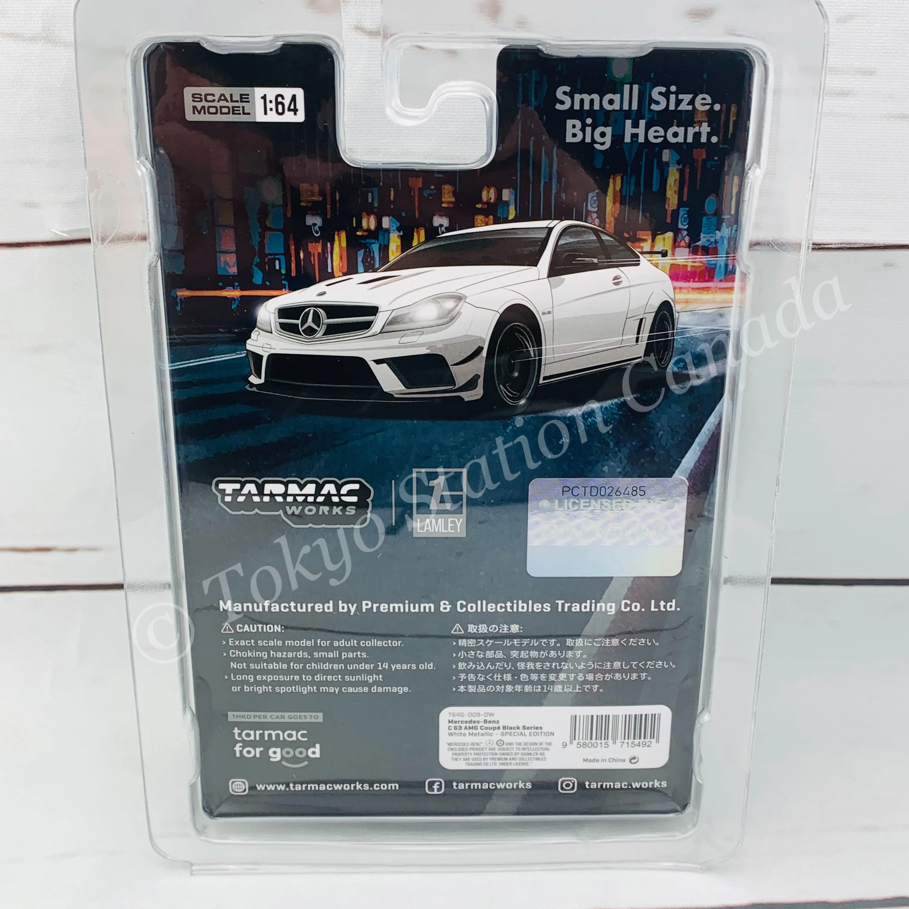 TARMAC WORKS x Lamley 1/64 GLOBAL64 SPECIAL EDITION Mercedes-Benz C63 AMG Coupé Black Series White Metallic T64G-009-DW - Image 7
