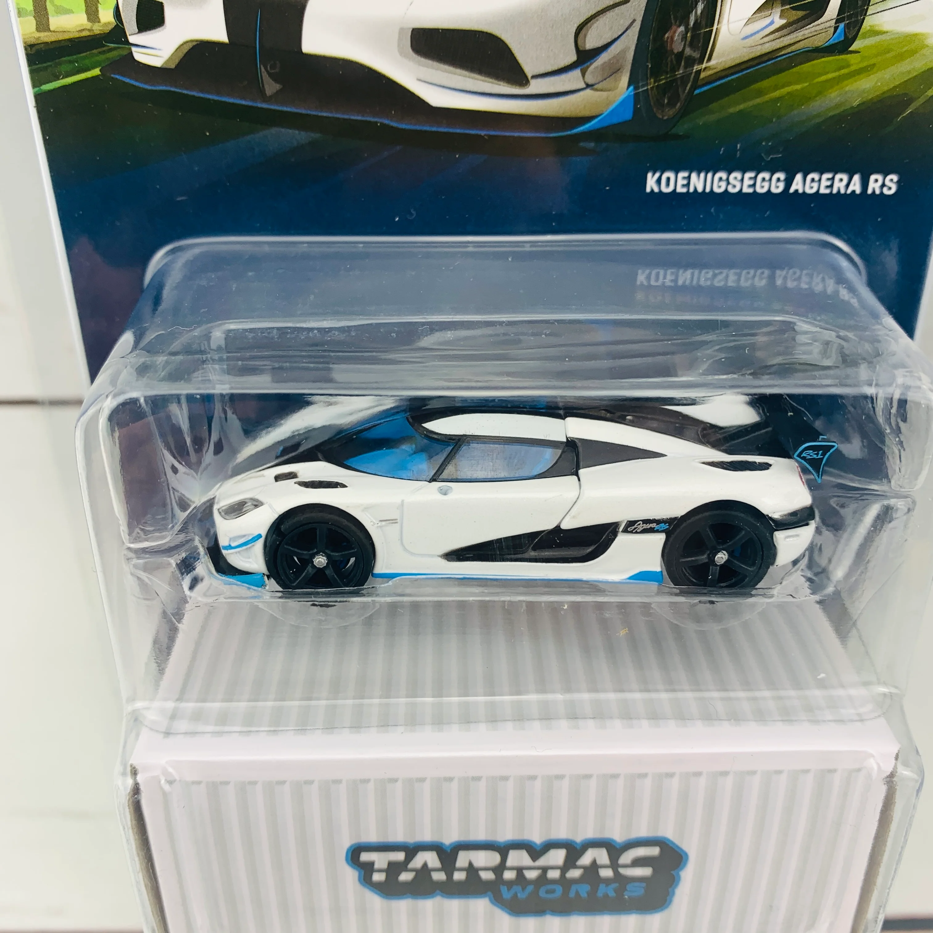 Tarmac Works 1/64 Global Collection Koenigsegg Agera RS White/Black/Blue T64G-005-RS1 - Image 2
