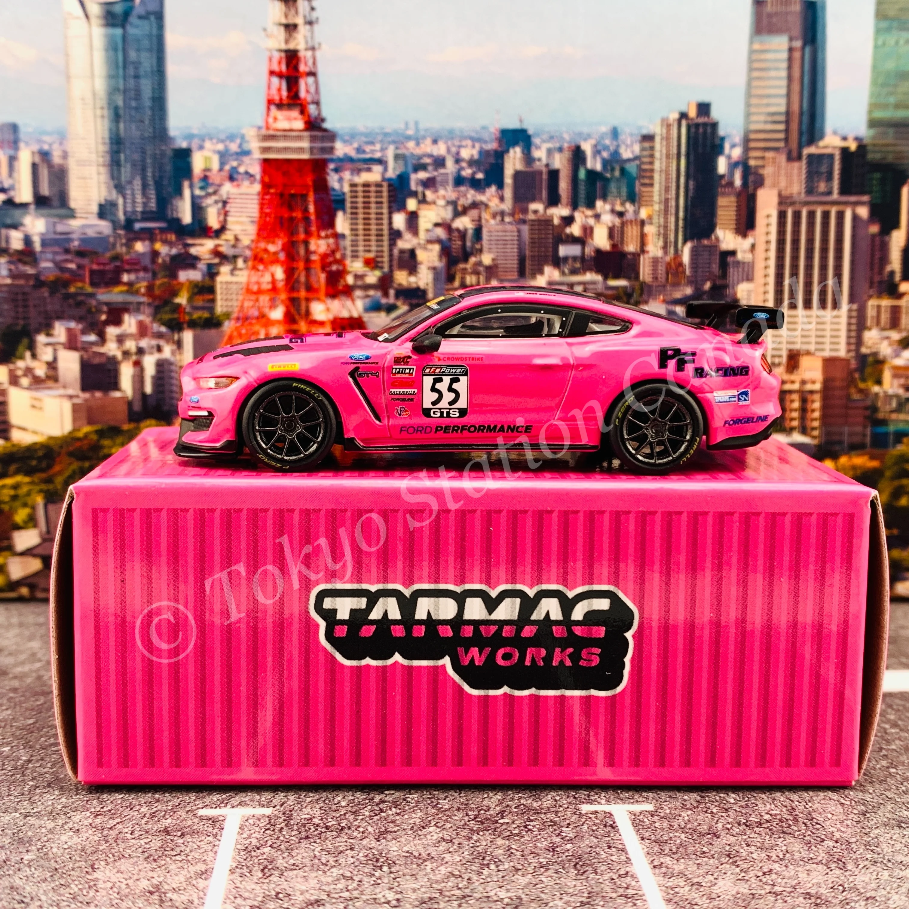 Tarmac Works 1/64 Global64 Ford Mustang GT4 Pirelli World Challenge 2018 T64G-011-PWC - Image 3