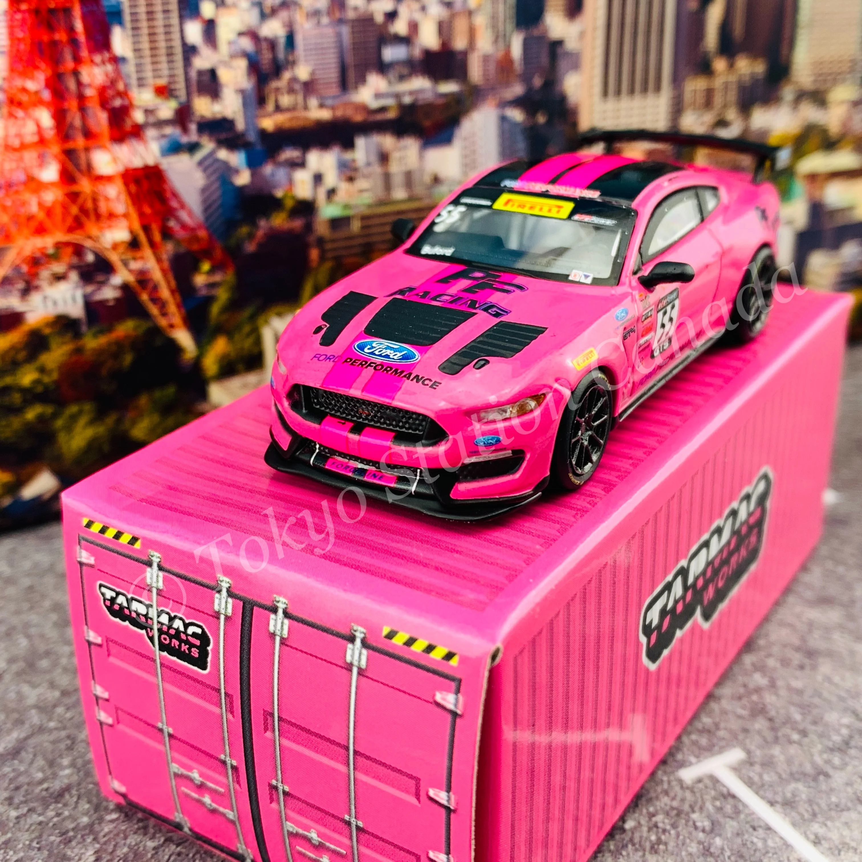 Tarmac Works 1/64 Global64 Ford Mustang GT4 Pirelli World Challenge 2018 T64G-011-PWC - Image 4