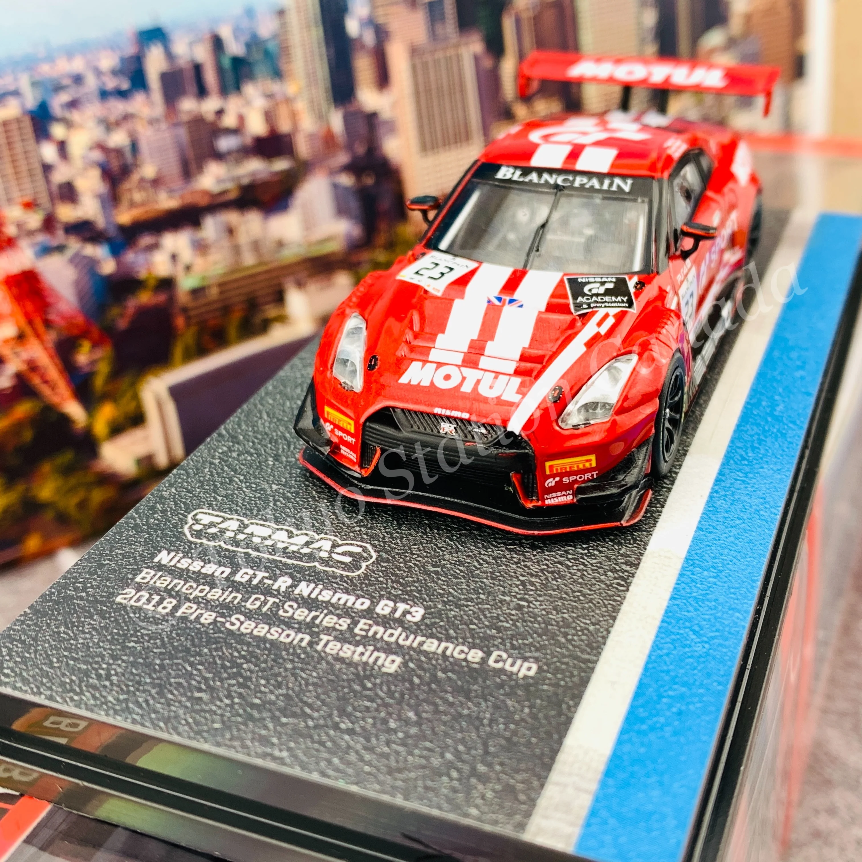 Tarmac Works 1/64 Hobby Collection Nissan GTR Nismo GT3 Blancpain GT Series Endurance Cup 2018 Pre-season Testing T64-035-18BGT23 - Image 2