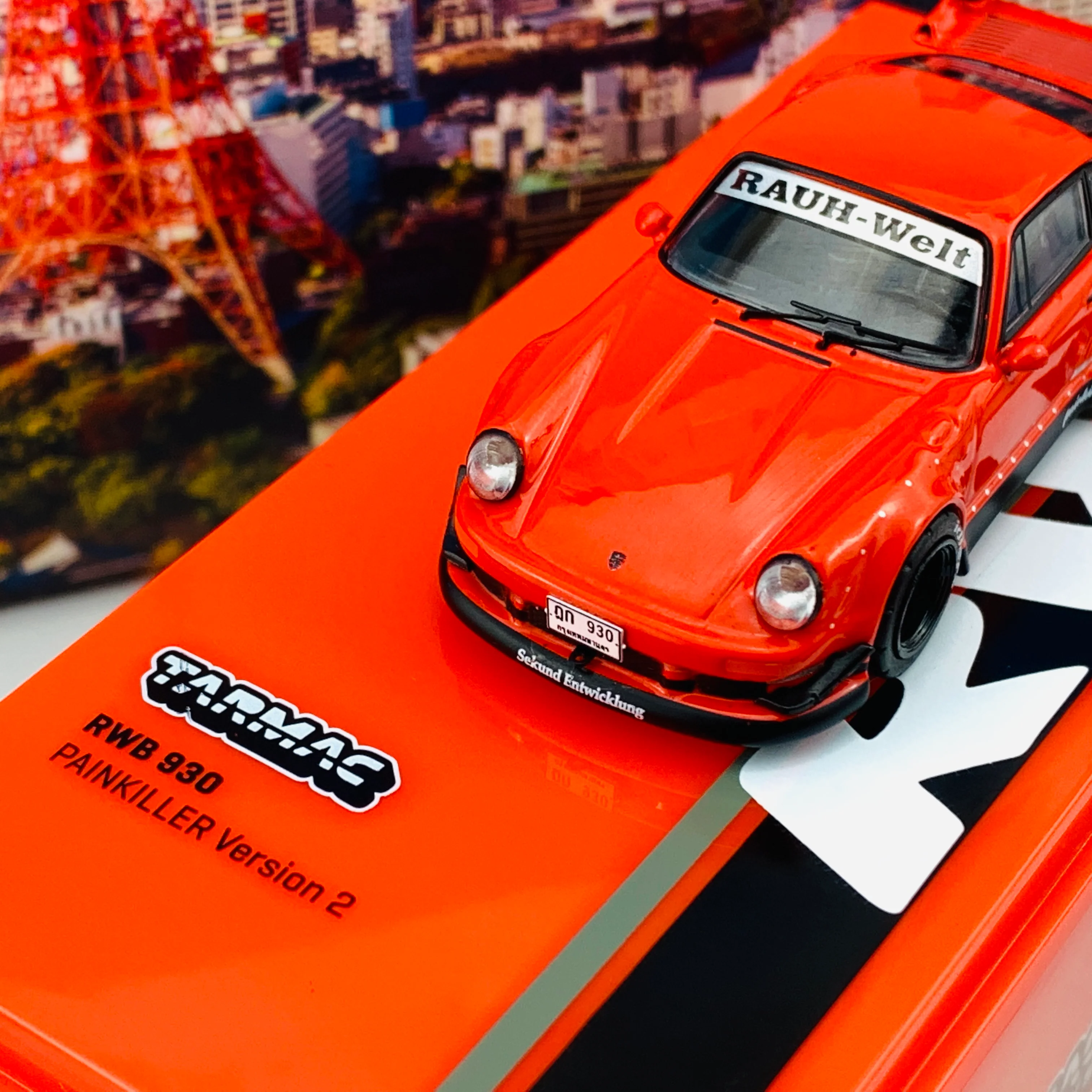Tarmac Works 1/64 Hobby Collection RWB 930 PAINKILLER Version 2 T64-015-RE2 - Image 3