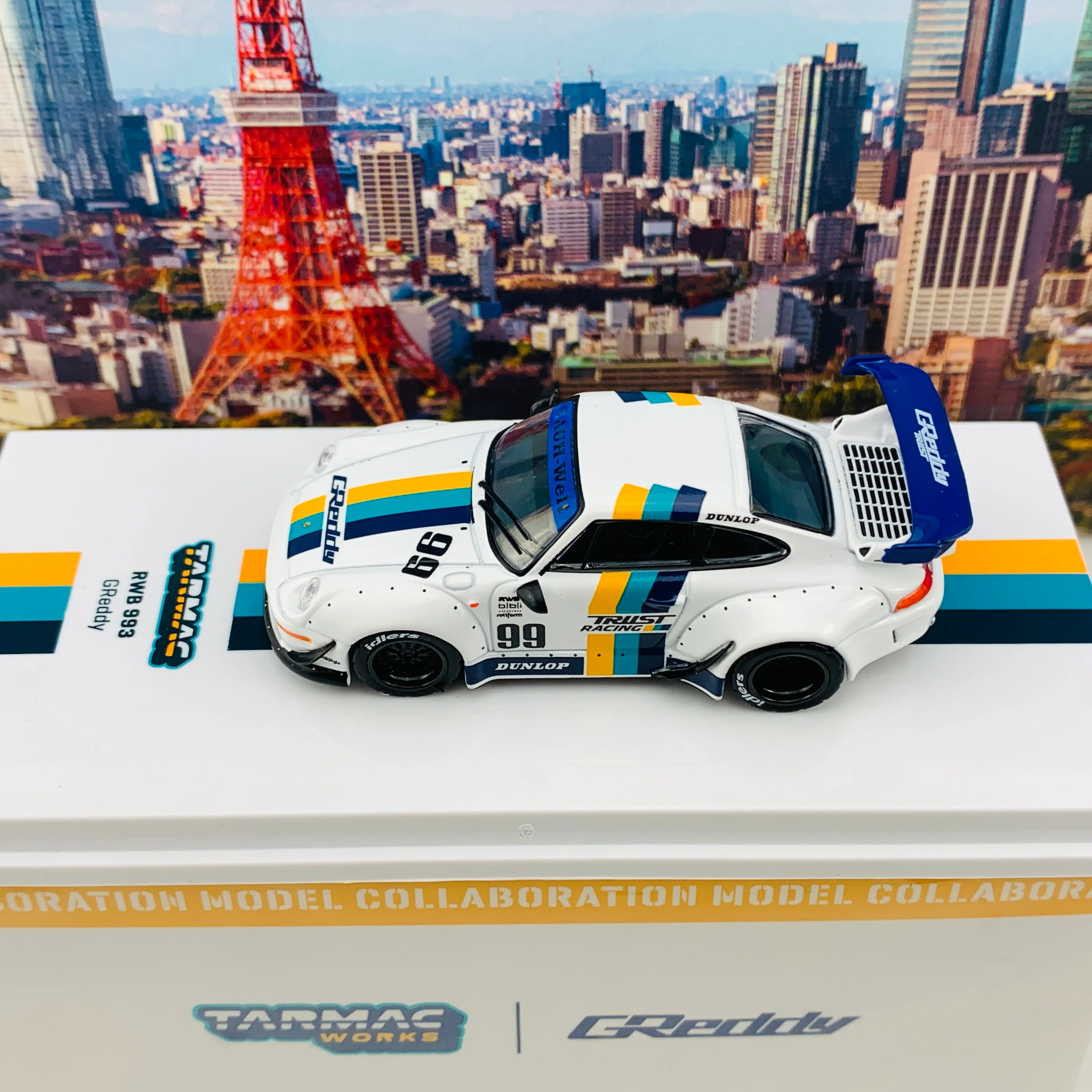Tarmac Works 1/64 Hobby Collection RWB 993 Greddy T64-017-GDY - Image 4