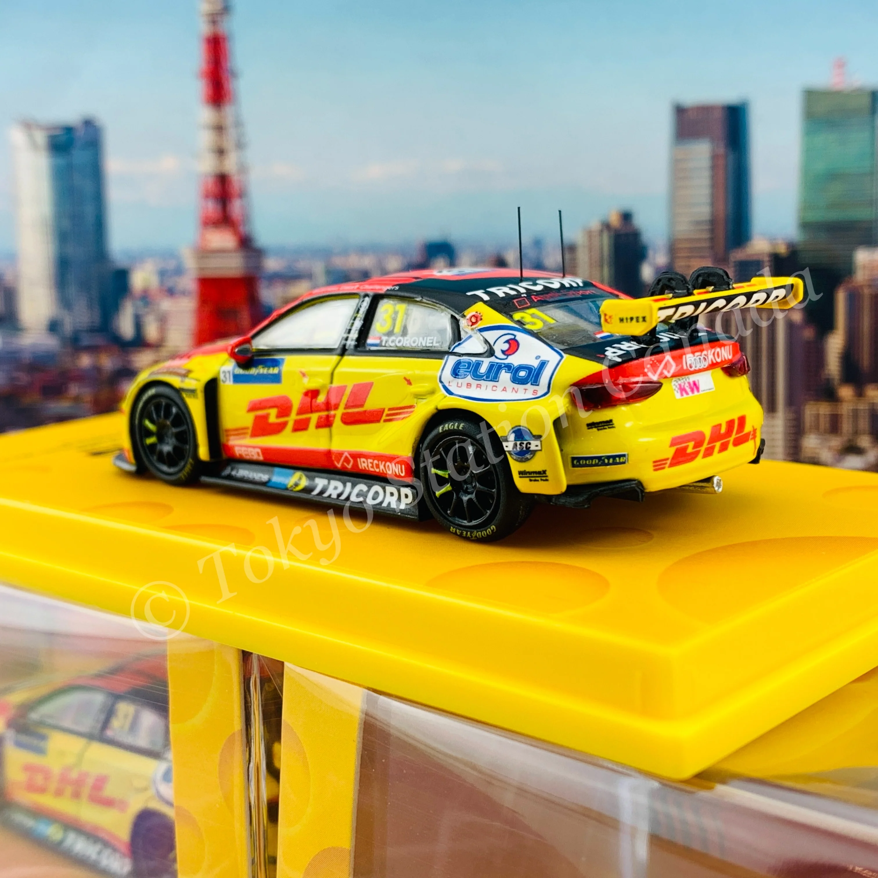 Tarmac Works 1/64 HOBBY64 Audi RS 3 LMS WTCR Race of Slovakia 2020 Winner Tom Coronel T64-013-20WTCR31 - Image 4