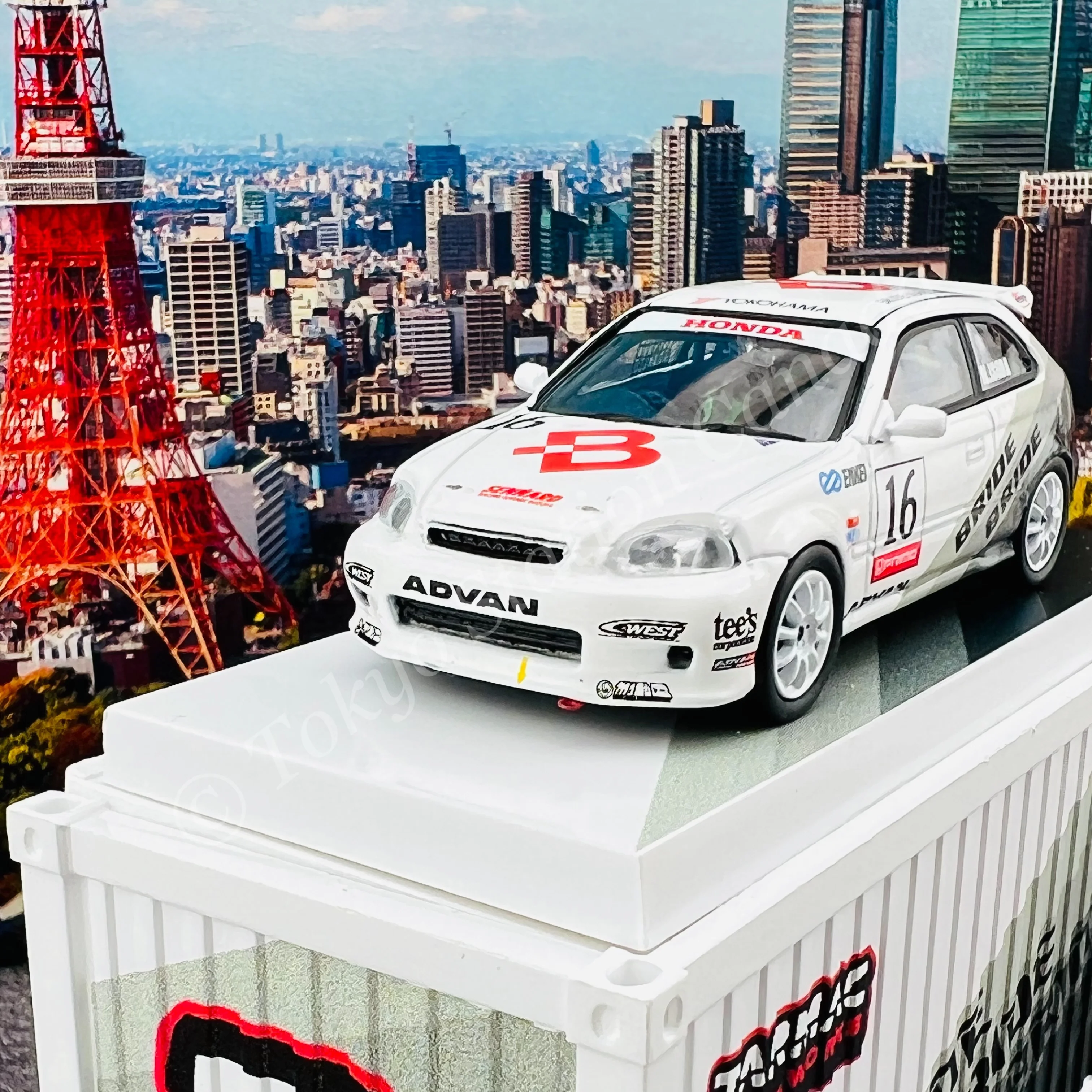 TARMAC WORKS 1/64 HOBBY64 Honda Civic Type R EK9 BRIDE with Container T64-TL010-BR - Image 2