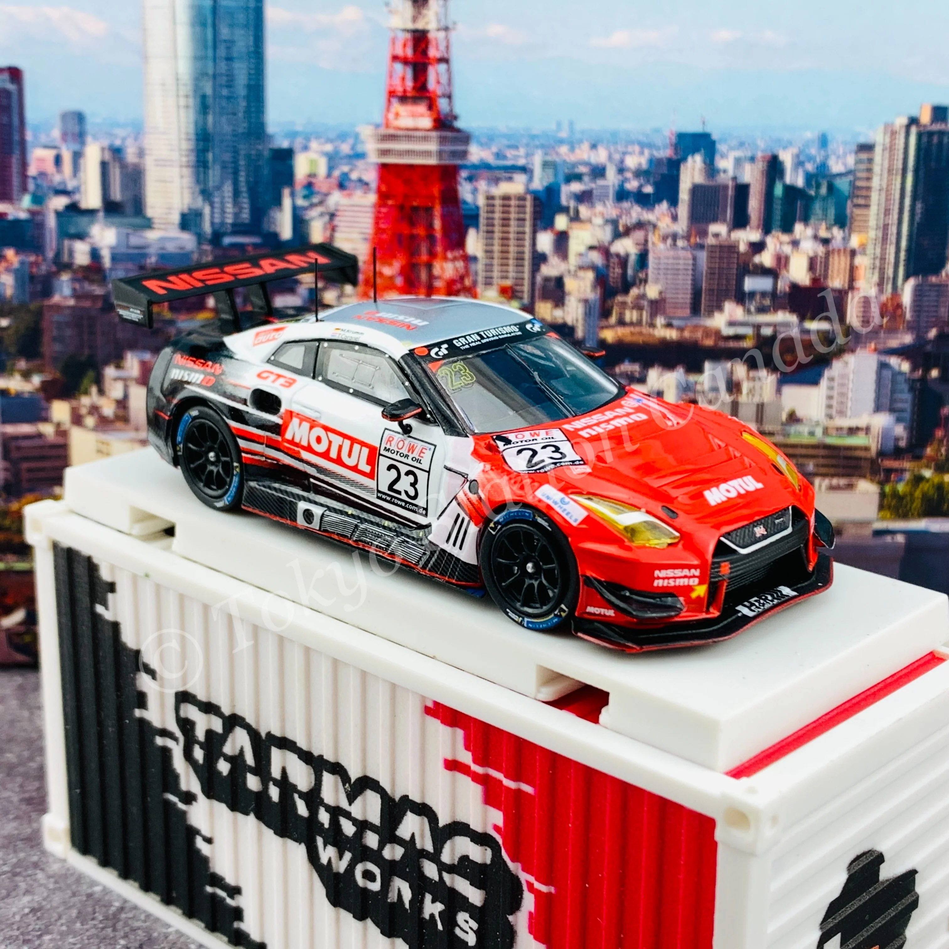 Tarmac Works 1/64 HOBBY64 Nissan GT-R Nismo GT3 VLN 2017 Michael Krumm / Tom Coronel *** With Container *** T64-035-17VLN23 - Image 5