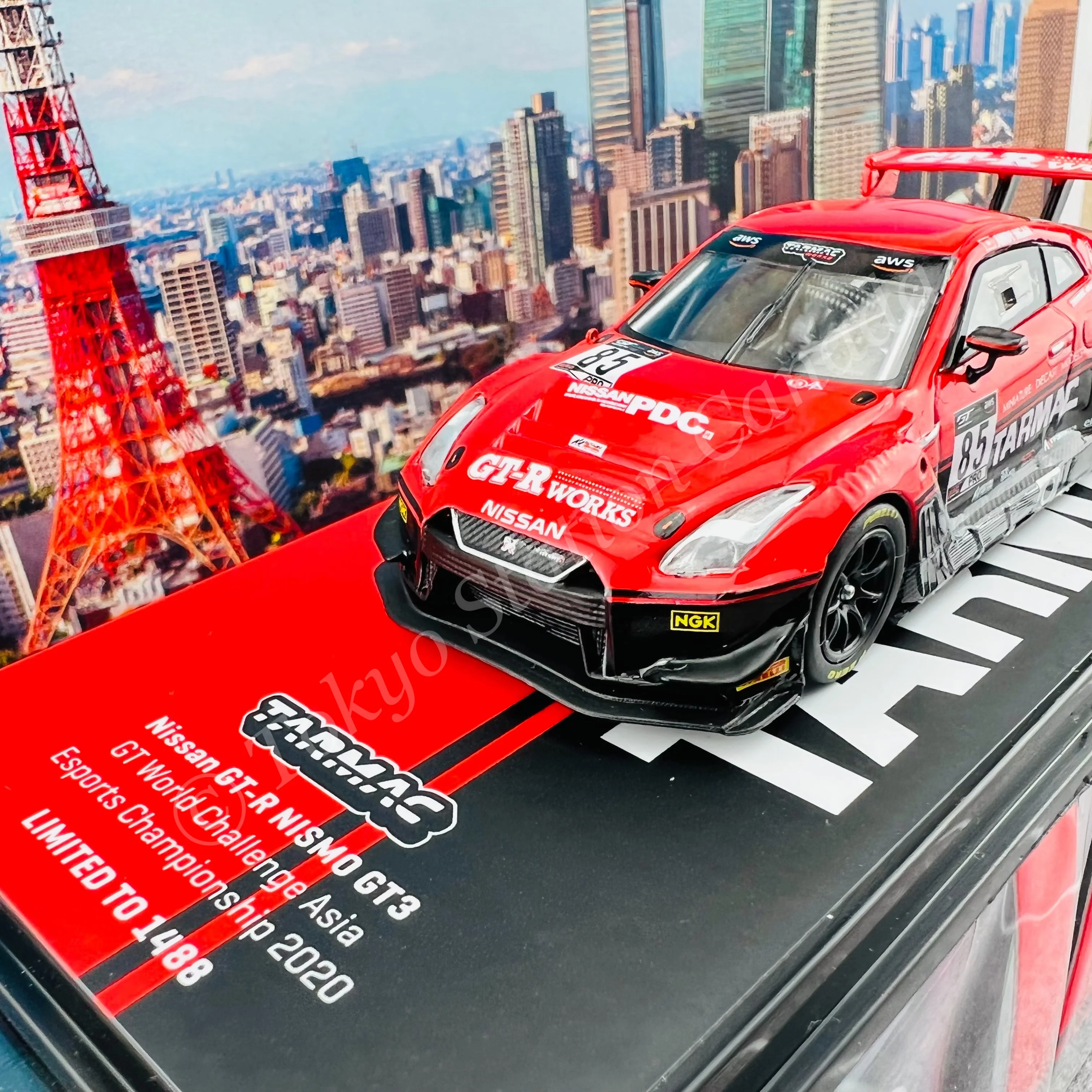 TARMAC WORKS 1/64 HOBBY64 Nissan GT-R NISMO GT3 GT World Challenge Asia ESPORTS Championship 2020  Tarmac eMotorsports Andy Ngan T64-035-ANDY - Image 2