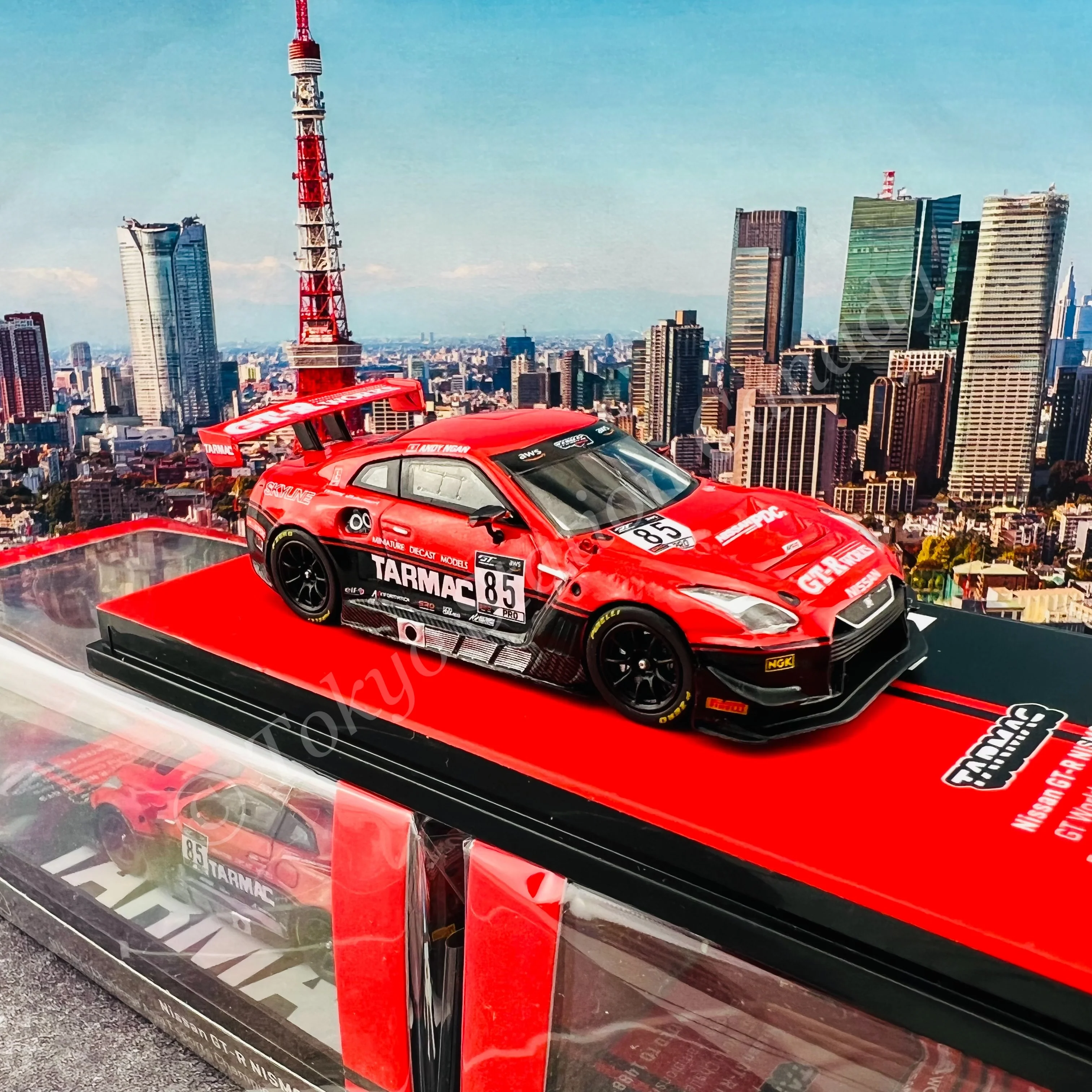 TARMAC WORKS 1/64 HOBBY64 Nissan GT-R NISMO GT3 GT World Challenge Asia ESPORTS Championship 2020  Tarmac eMotorsports Andy Ngan T64-035-ANDY - Image 6