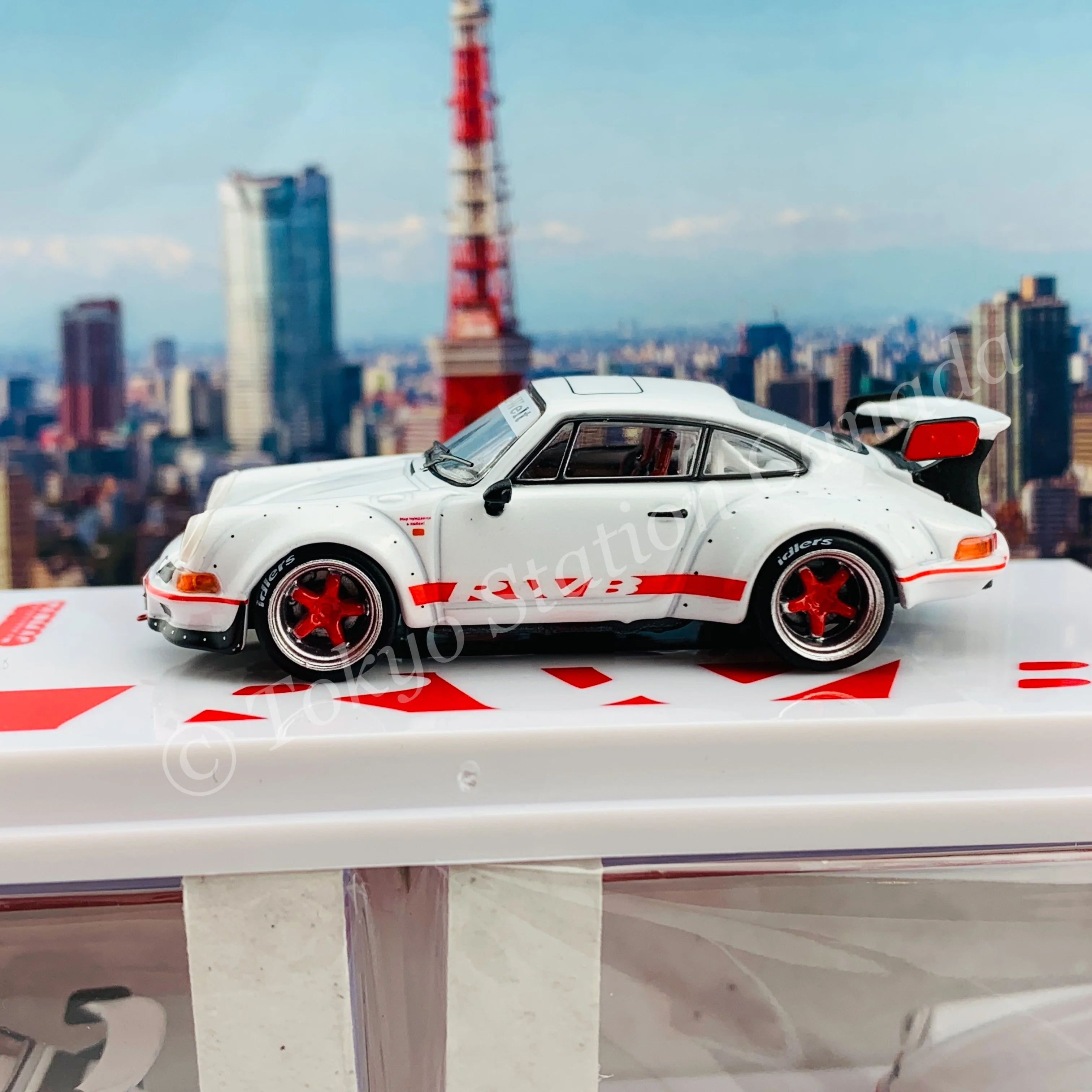 Tarmac Works 1/64 HOBBY64 RWB Backdate White T64-046-WH - Image 3