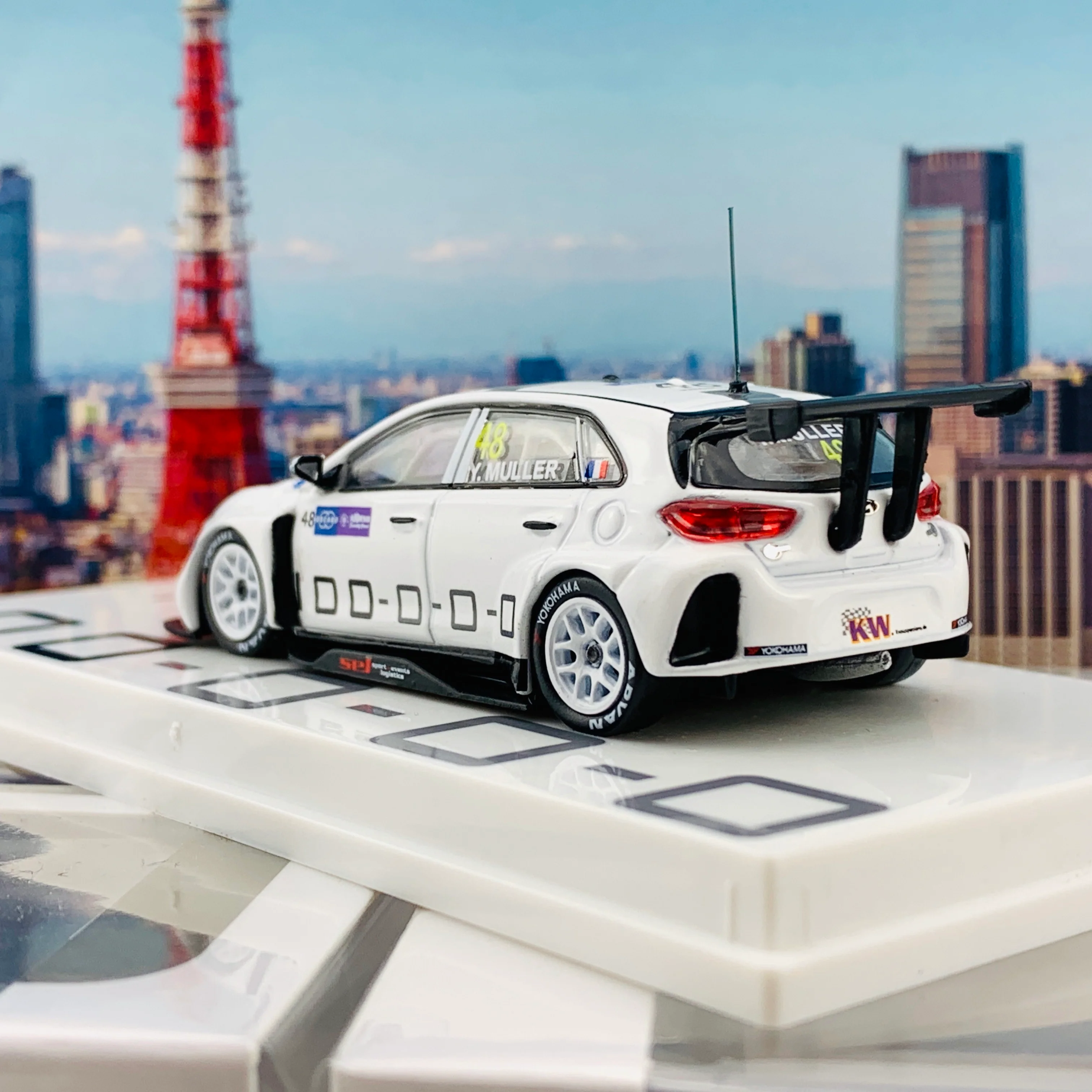 Tarmac Works 1/64 Hyundai i30 N TCR WTCR Race of Macau 2018 T64-031-18WTCR48 - Image 5