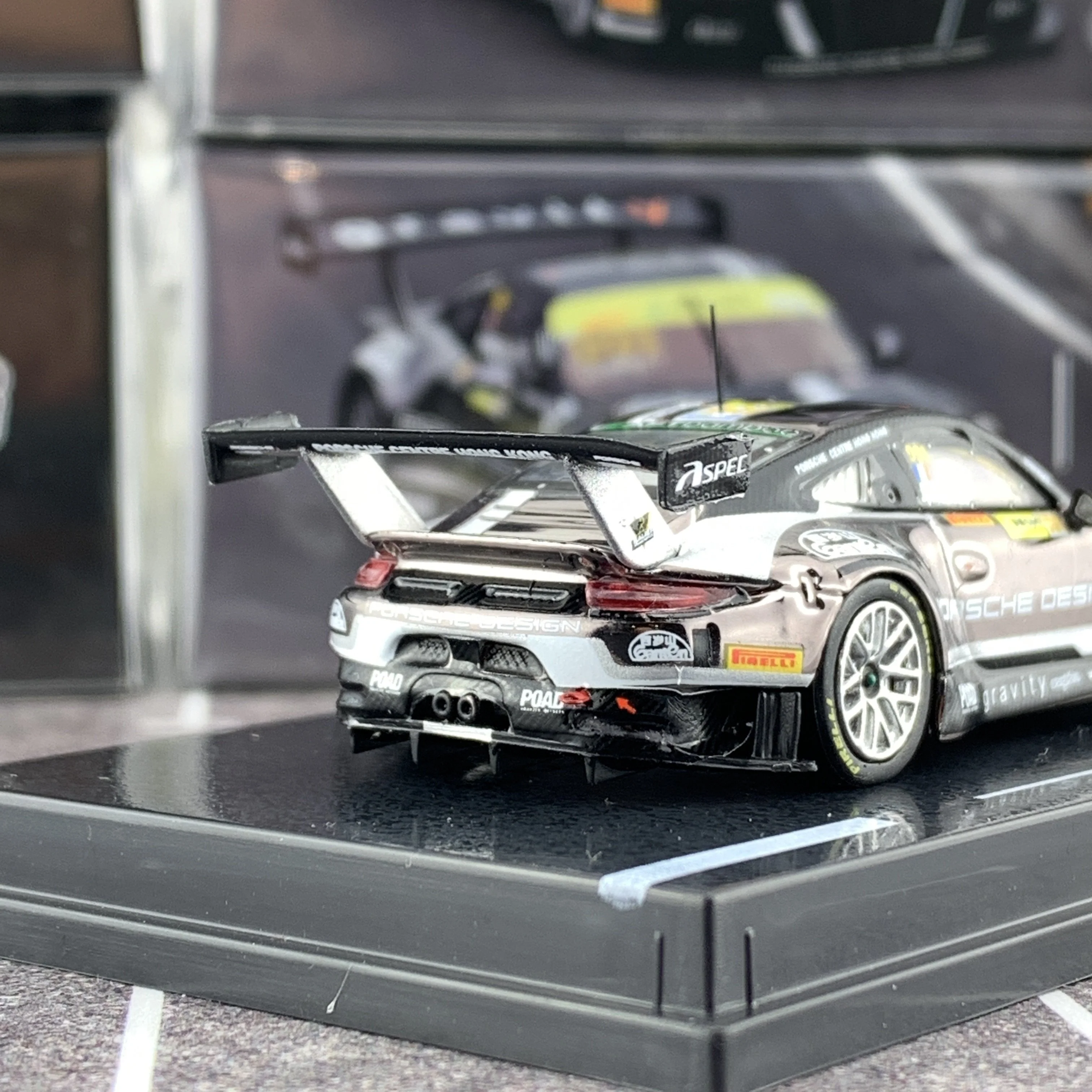 Tarmac Works 1/64 Porsche 911 GT3 R Macau GT Cup - FIA GT World Cup 2018  Mathieu Jaminet T64-032-18MGP991 - Image 5