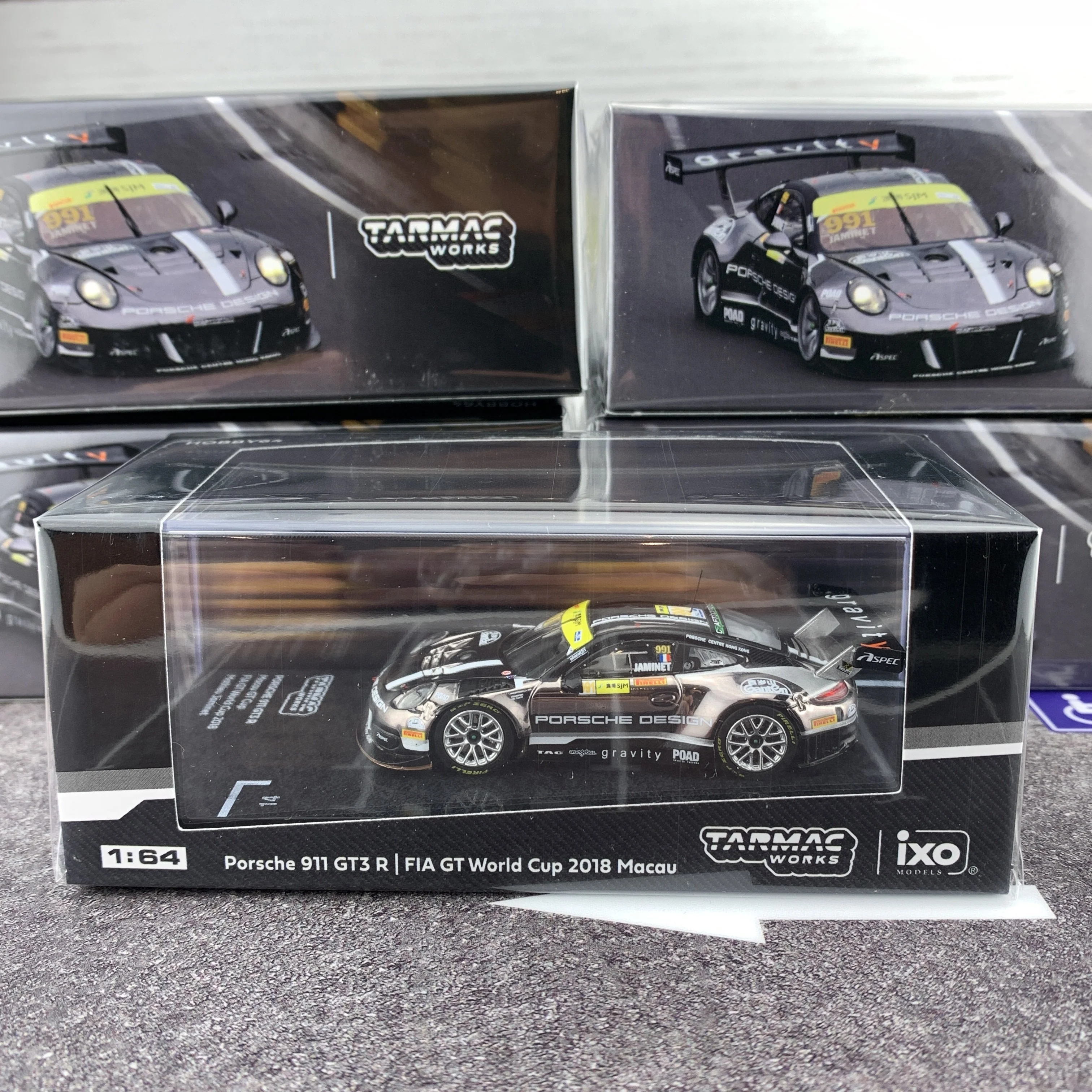 Tarmac Works 1/64 Porsche 911 GT3 R Macau GT Cup - FIA GT World Cup 2018  Mathieu Jaminet T64-032-18MGP991 - Image 7