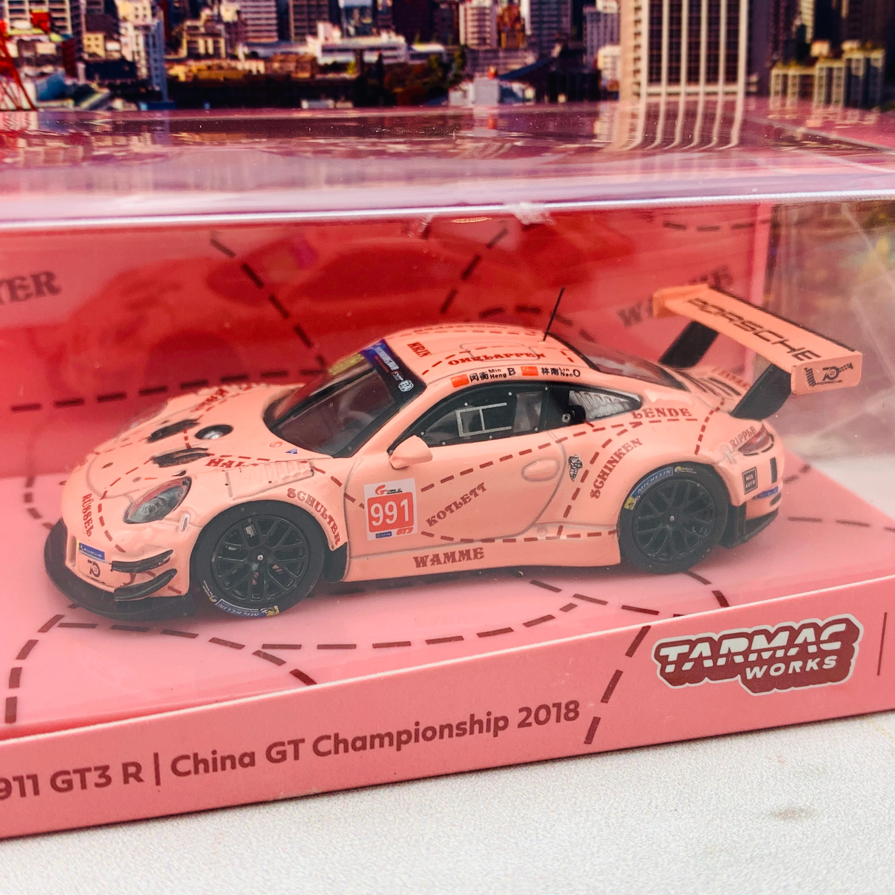Tarmac Works 1/64 Porsche 911 GT3 R China GT Championship 2018 T64-032-18CGT991 - Image 2