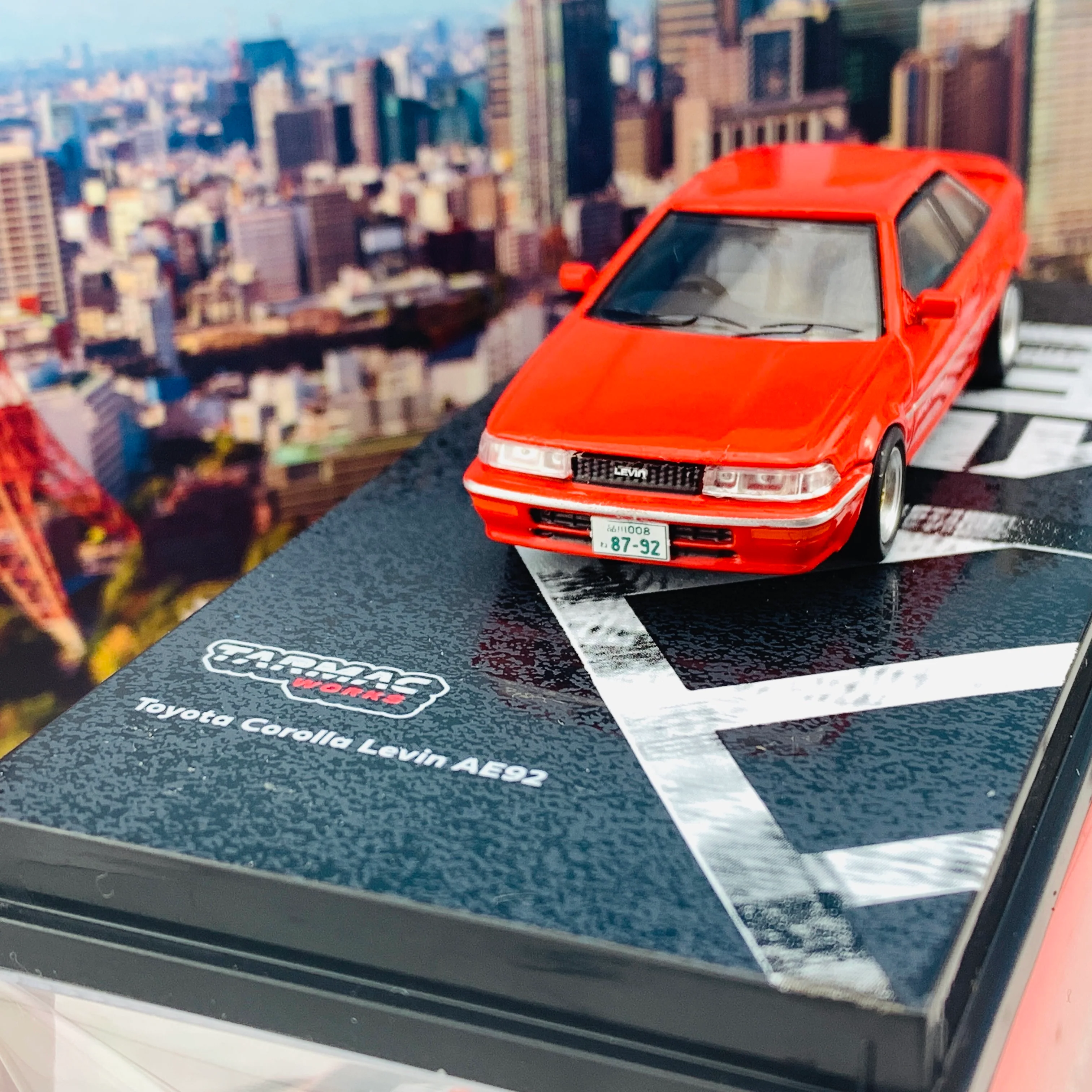Tarmac Works 1/64 Road Collection Toyota Corolla Levin AE92 RED T64R-036-RED - Image 3