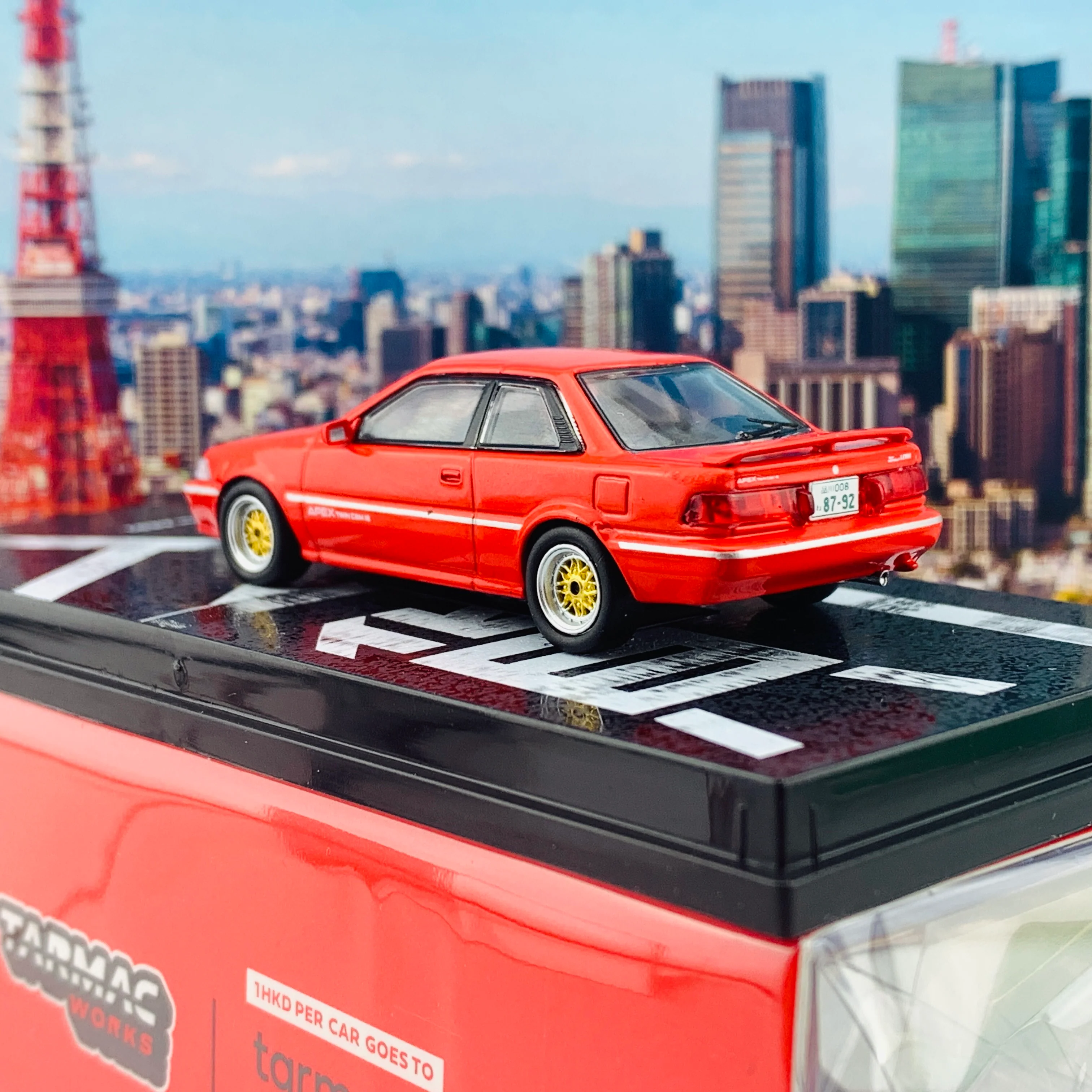 Tarmac Works 1/64 Road Collection Toyota Corolla Levin AE92 RED T64R-036-RED - Image 4