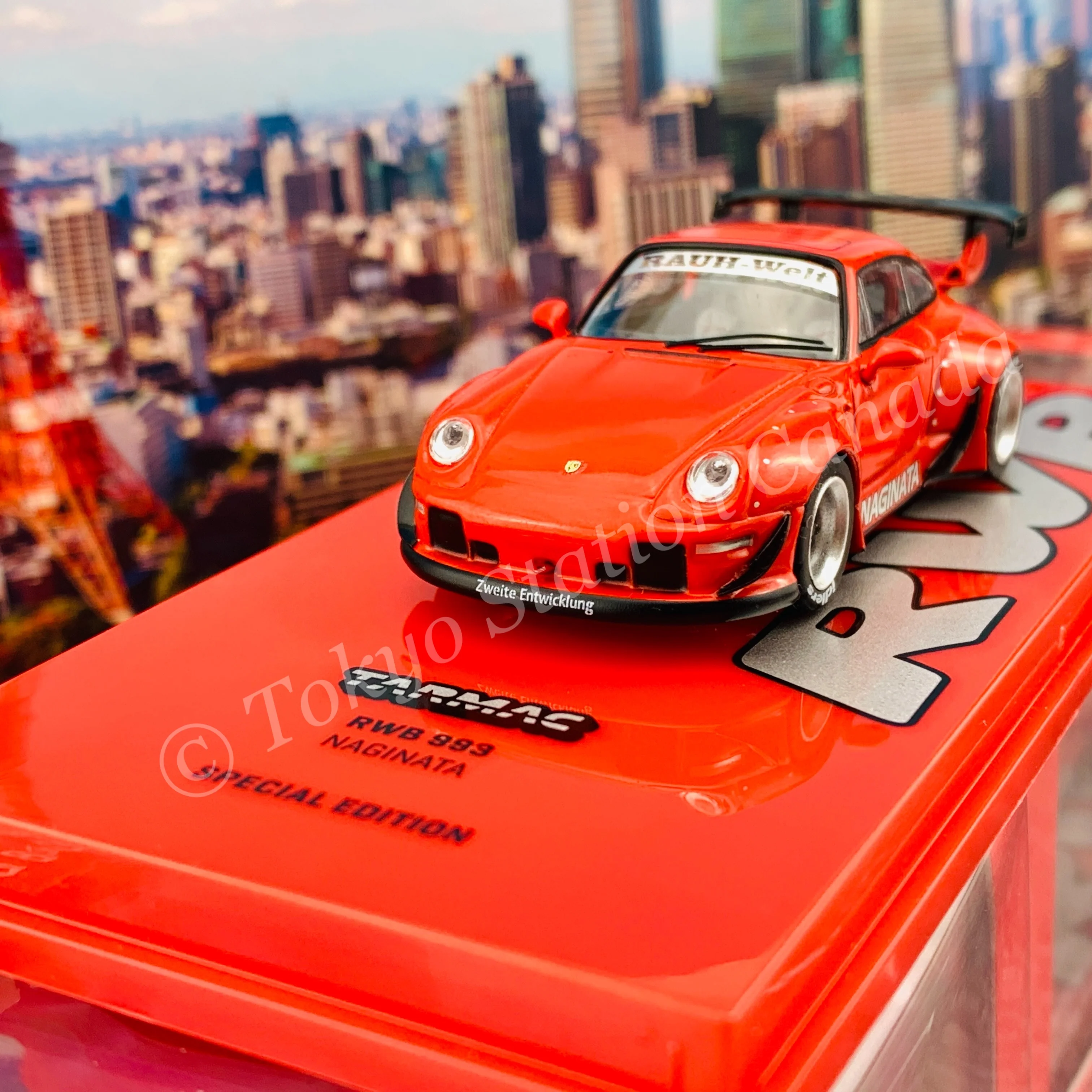 TARMAC WORKS HOBBY64 1/64 RWB 993 Naginata USA Special Edition T64-017-NA - Image 3