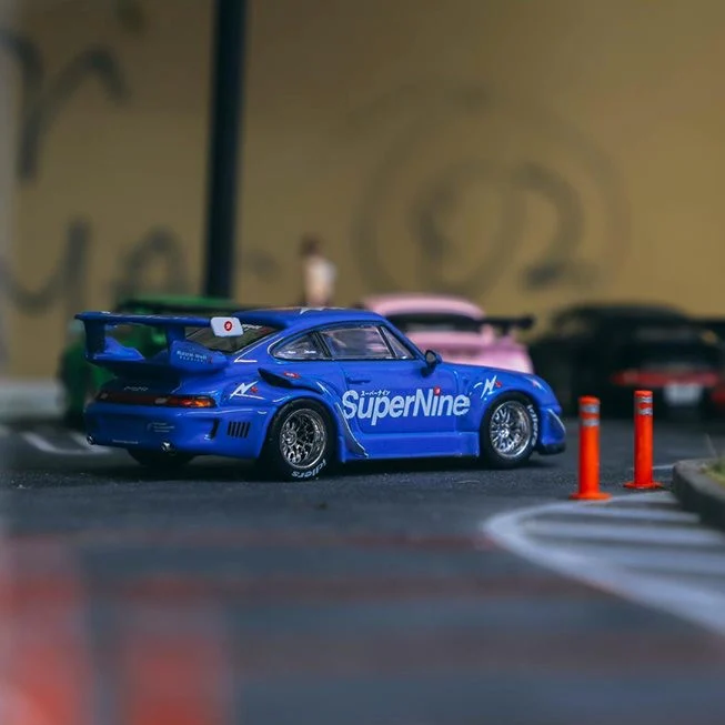 Tarmac Works 1/64 RWB 993 SuperNine T64-017-HK - Image 3