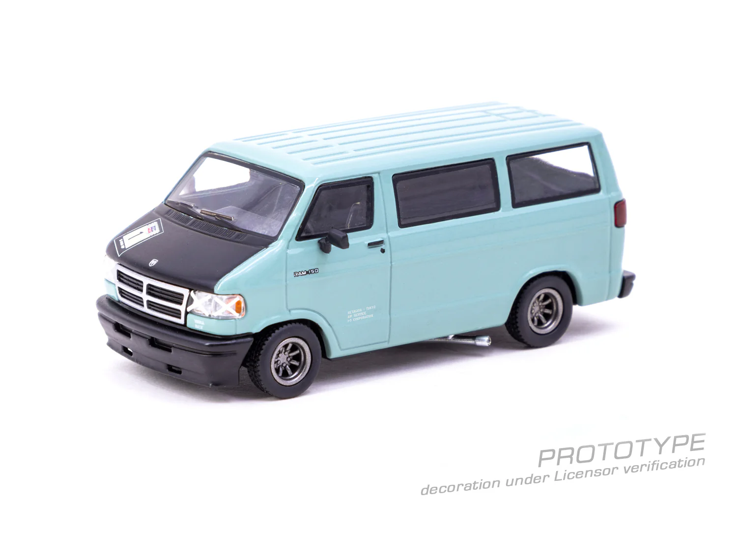 TARMAC WORKS GLOBAL64 1/64 Dodge Van Light Green T64G-TL032-LG - Image 2