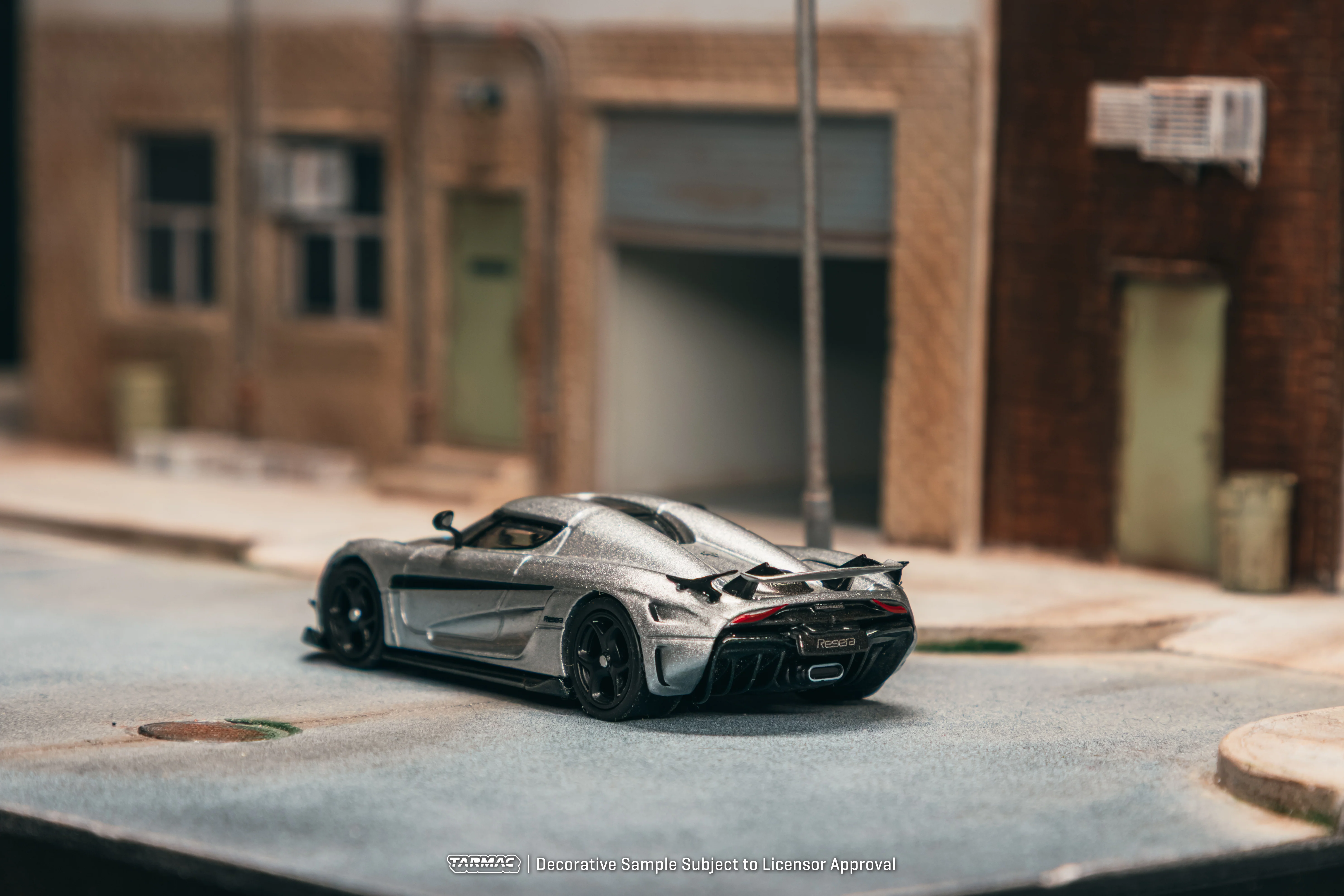 TARMAC WORKS GLOBAL64 1/64 Koenigsegg Regera  Silver Metallic / Blue Accents Model Car + Trading Cards Combo Set T64G-TL017-SL - Image 3