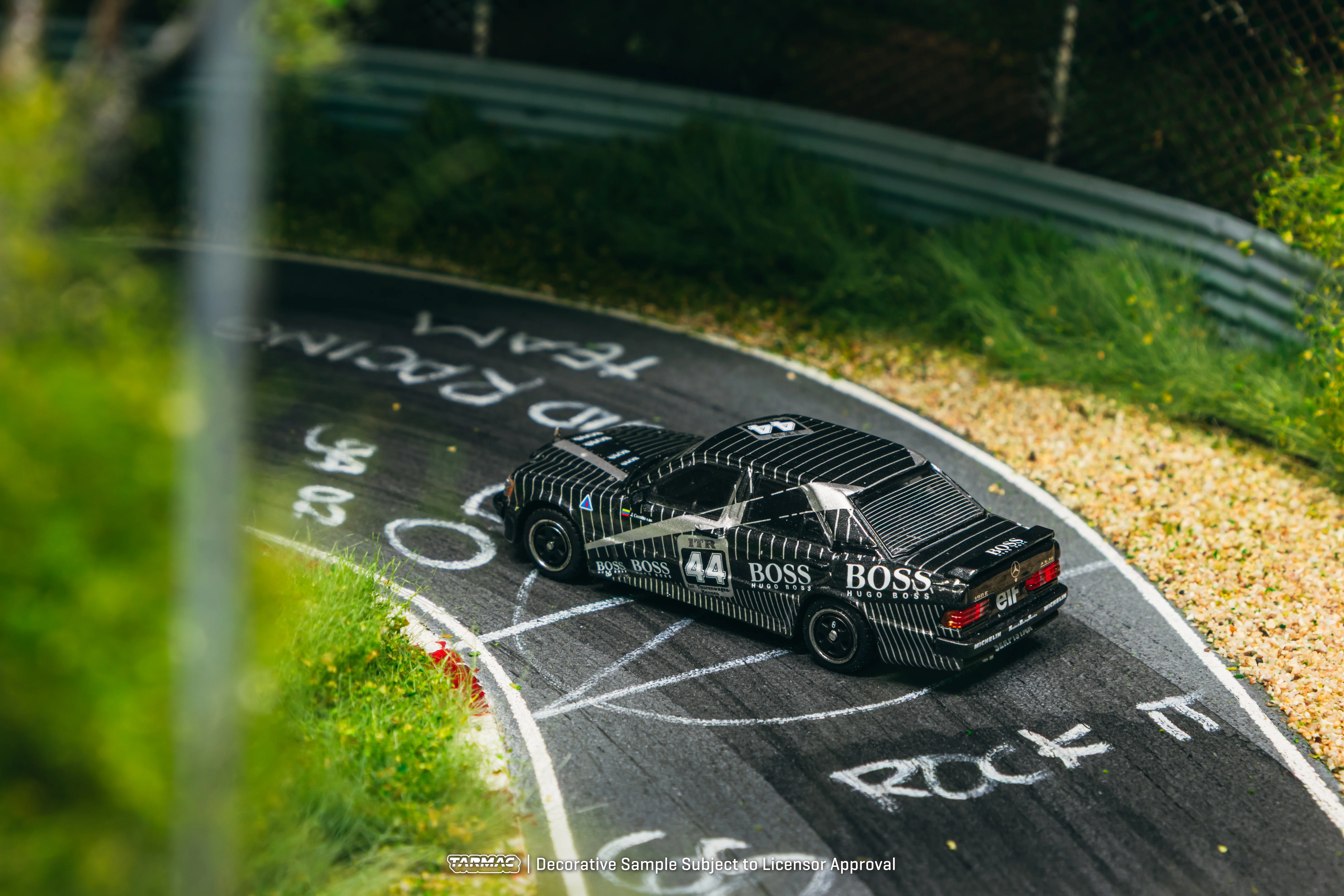 PREORDER TARMAC WORKS GLOBAL64 1/64 Mercedes-Benz 190 E 2.3-16 DTM 1988 Johnny Cecotto T64G-047-88DTM44 (Approx. Release Date :  MARCH 2026 subject to manufacturer's final decision) - Image 2