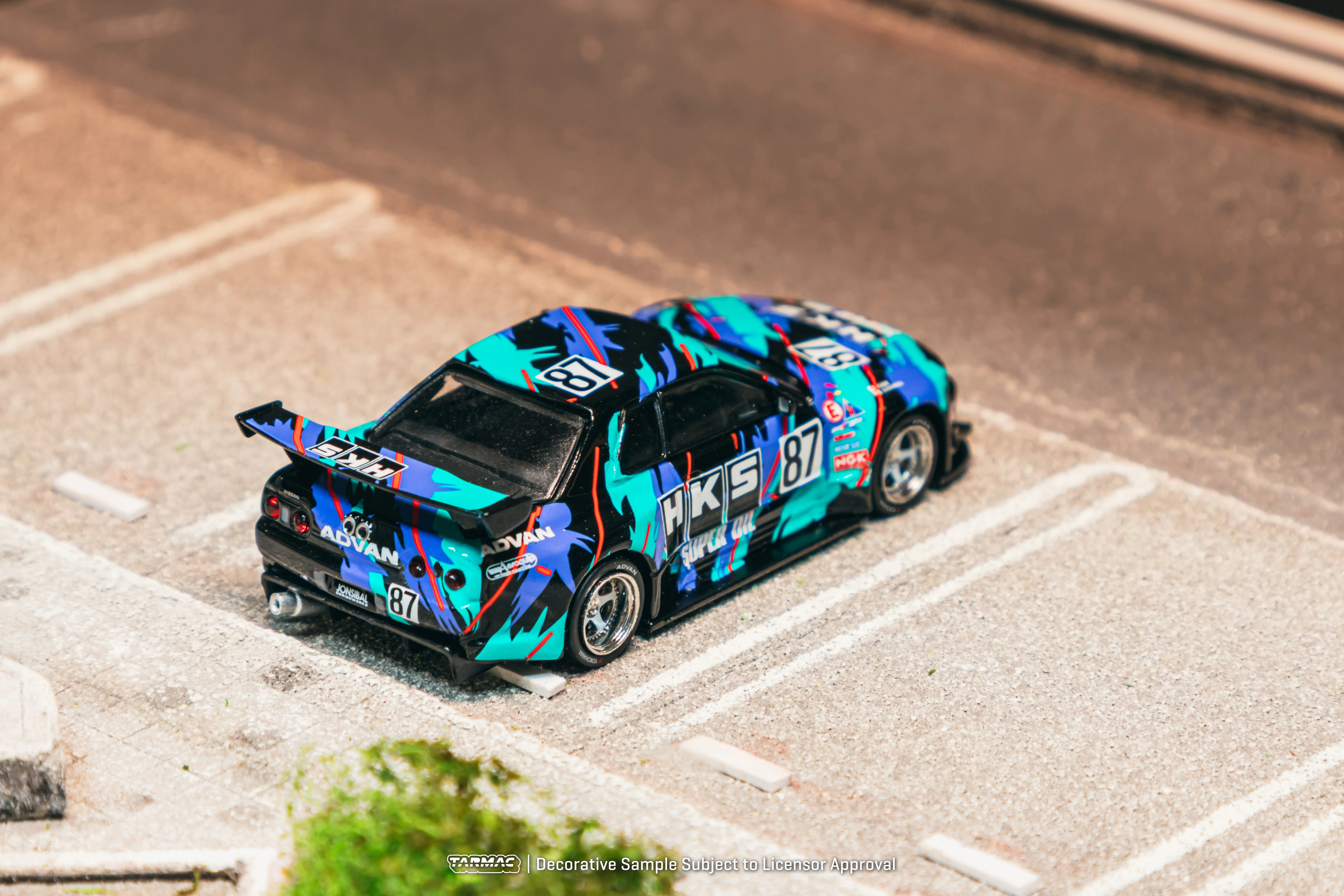 PREORDER TARMAC WORKS GLOBAL64 1/64 Nissan Skyline (R32) Widebody HKS Model Car + Trading Cards Combo Set T64G-061-HKS (Approx. Release Date :  FEB 2026 subject to manufacturer's final decision) - Image 3