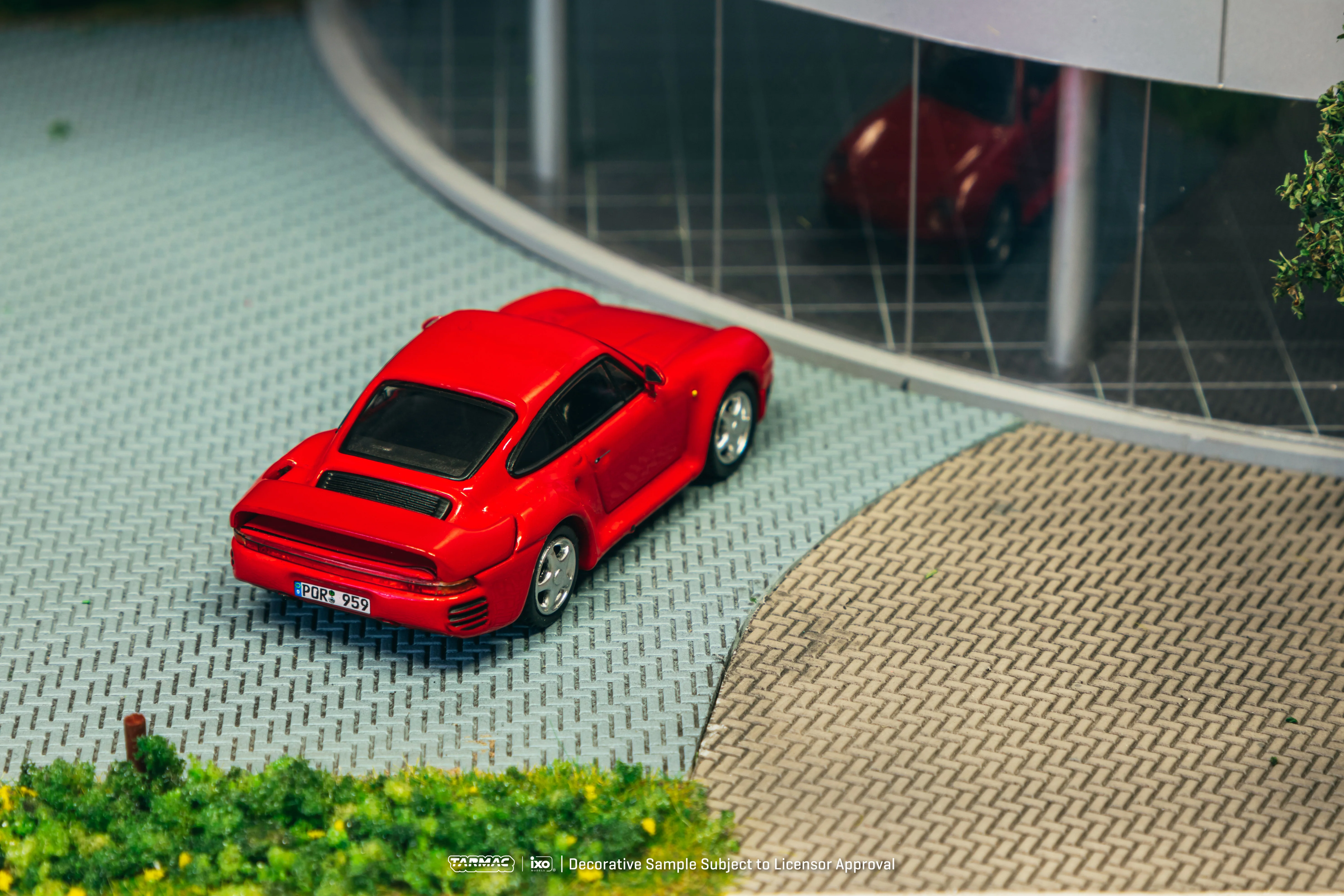 TARMAC WORKS GLOBAL64 1/64 Porsche 959 Red T64G-068-RE - Image 2