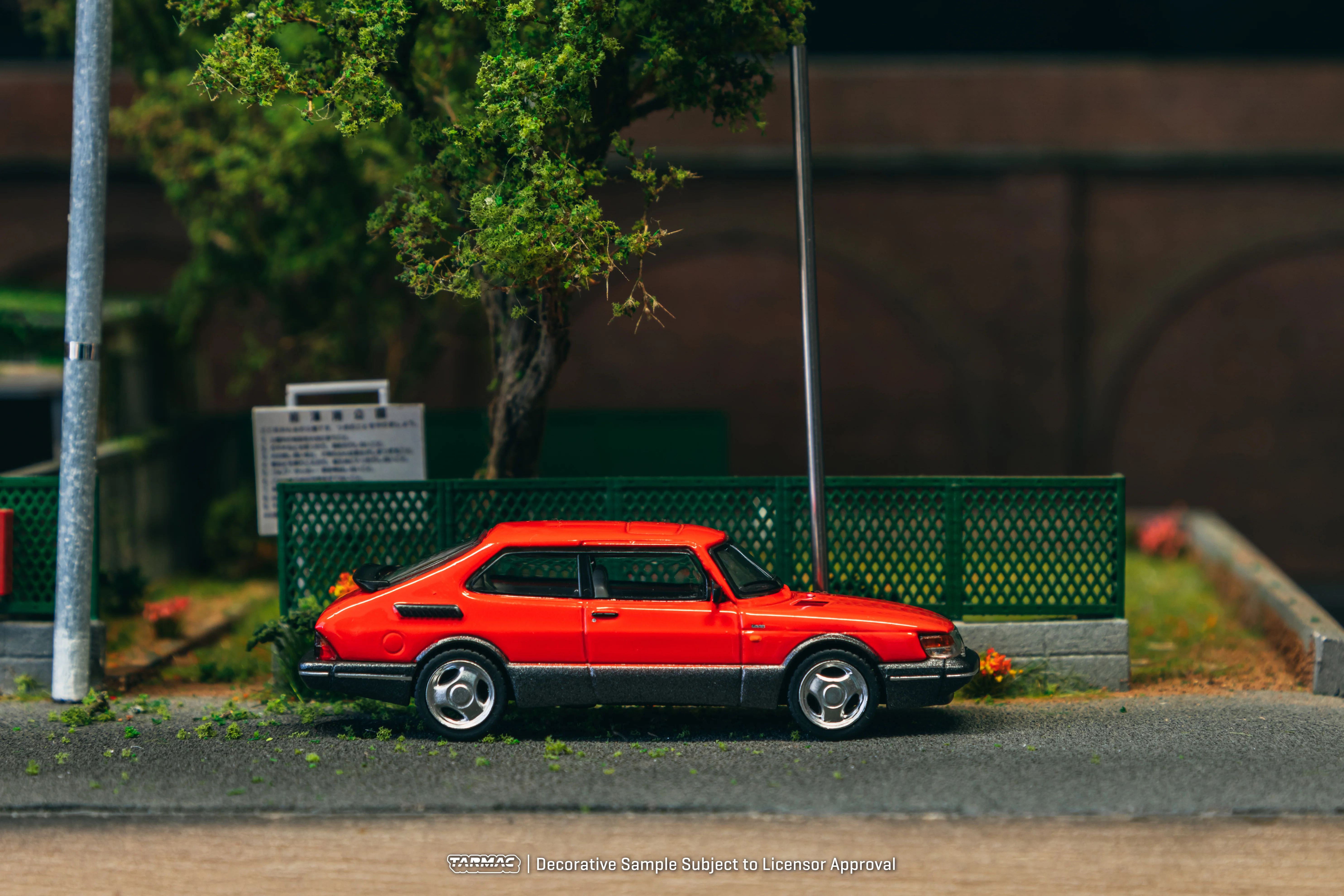 TARMAC WORKS GLOBAL64 1/64 Saab 900 Turbo Red Model Car + Trading Cards Combo Set T64G-056-RE - Image 2