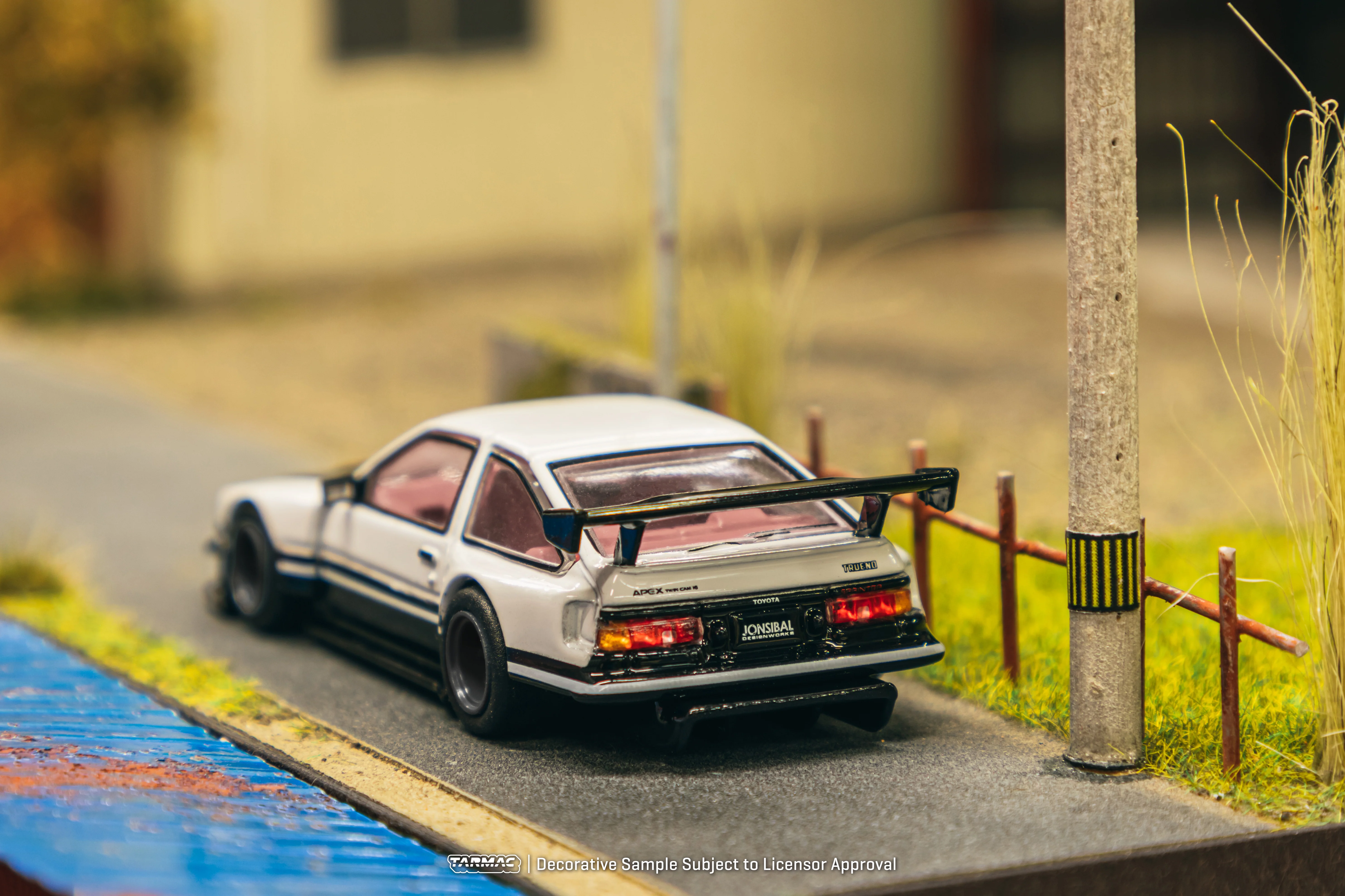 TARMAC WORKS GLOBAL64 1/64 Toyota Sprinter Trueno AE86 Widebody by Jon Sibal White / Black Model Car + Trading Cards Combo Set T64G-060-WB - Image 3