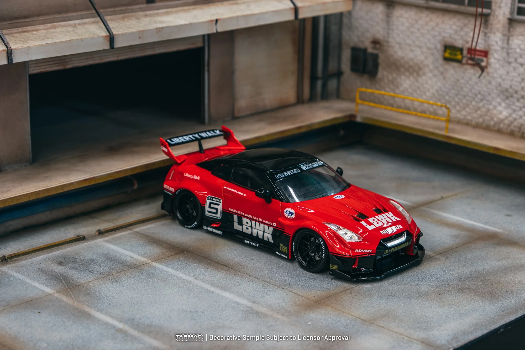 Tarmac Works HOBBY43 1/43 LB-Silhouette WORKS GT NISSAN 35GT-RR Silhouette T43-022-SIL - Image 2